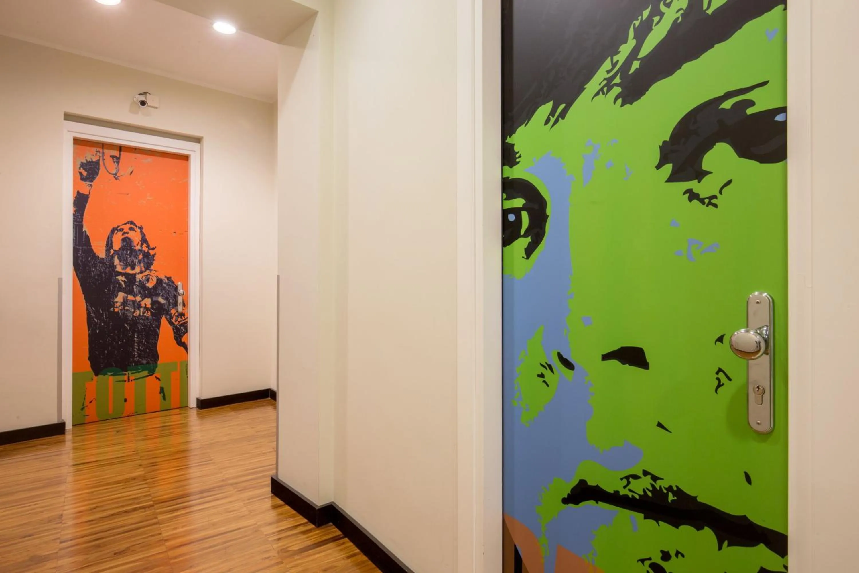 Decorative detail in Suitedreams