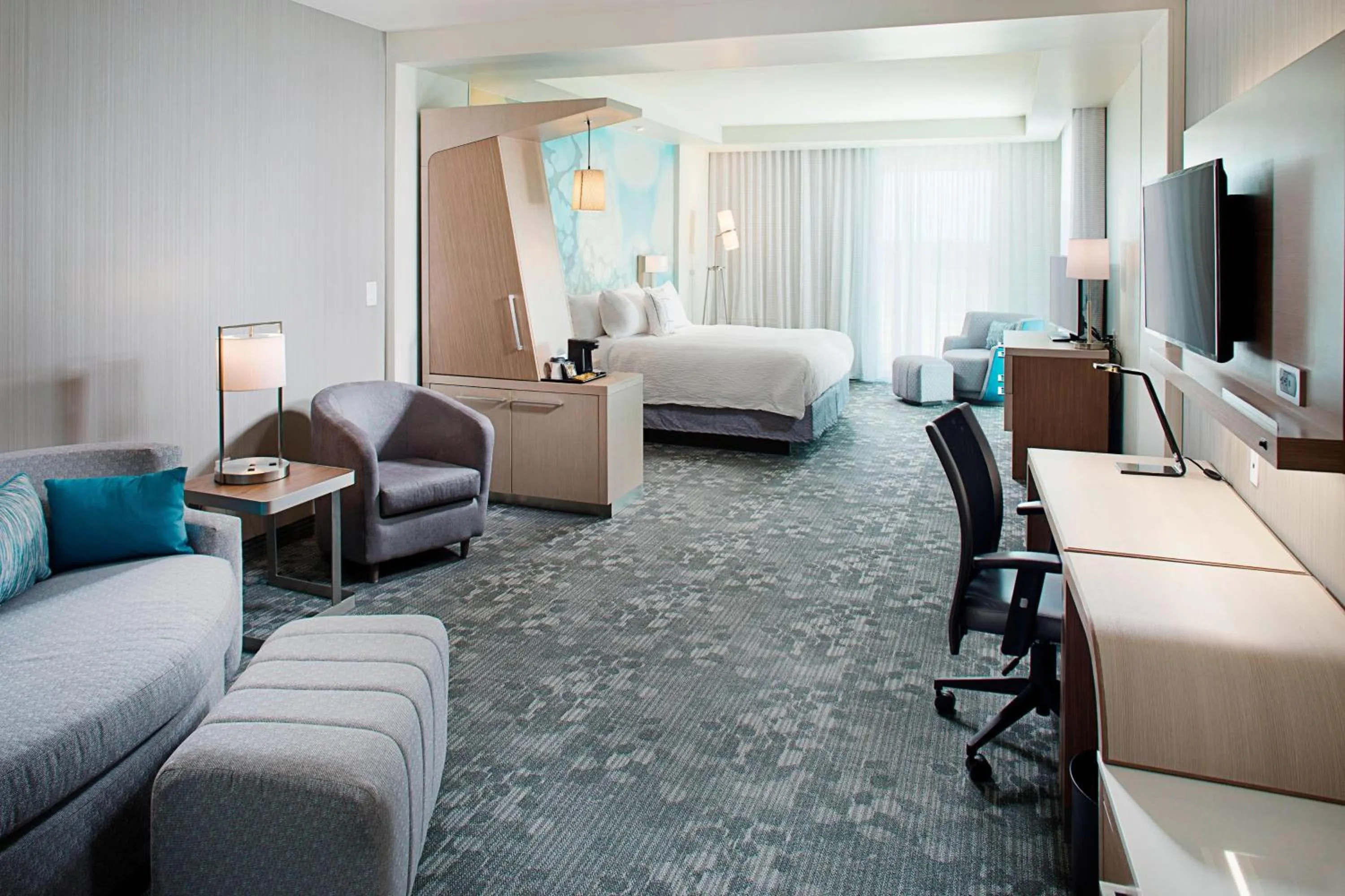 Bedroom, Bed in Courtyard by Marriott Dallas Carrollton and Carrollton Conference Center