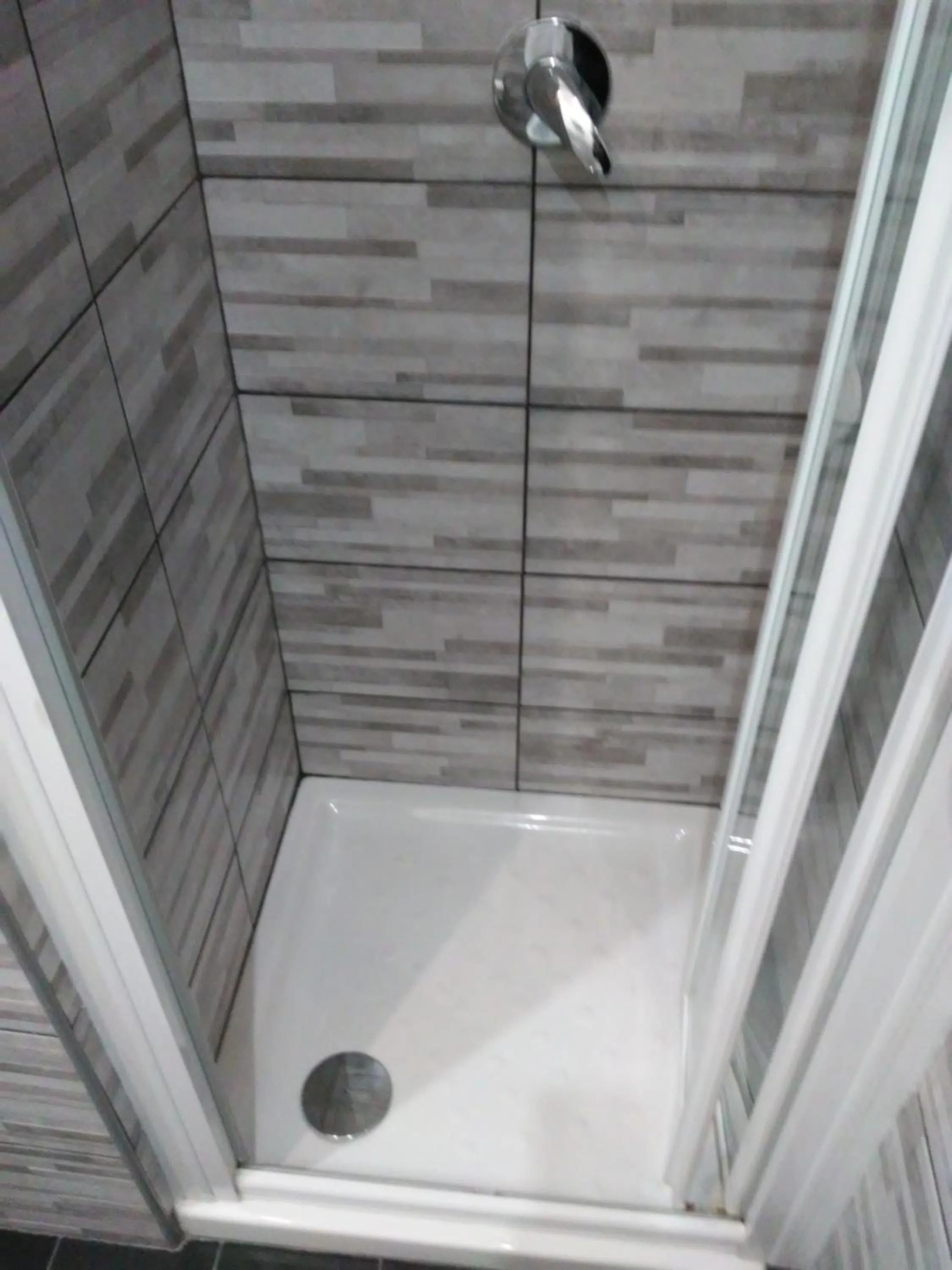 Shower in Residenza Cola Di Rienzo - Suite In Rome