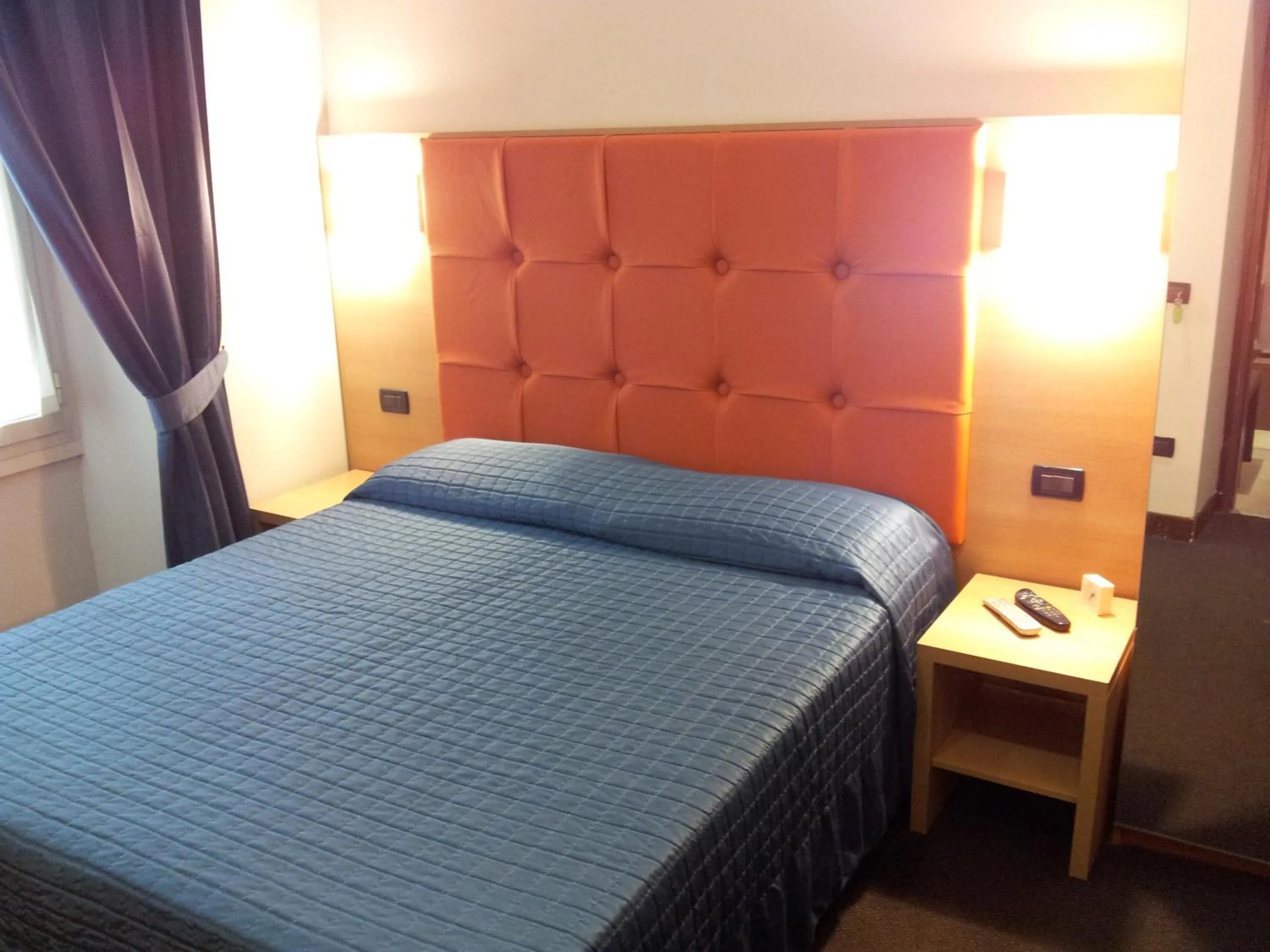 Bedroom, Bed in Residenza Cola Di Rienzo - Suite In Rome