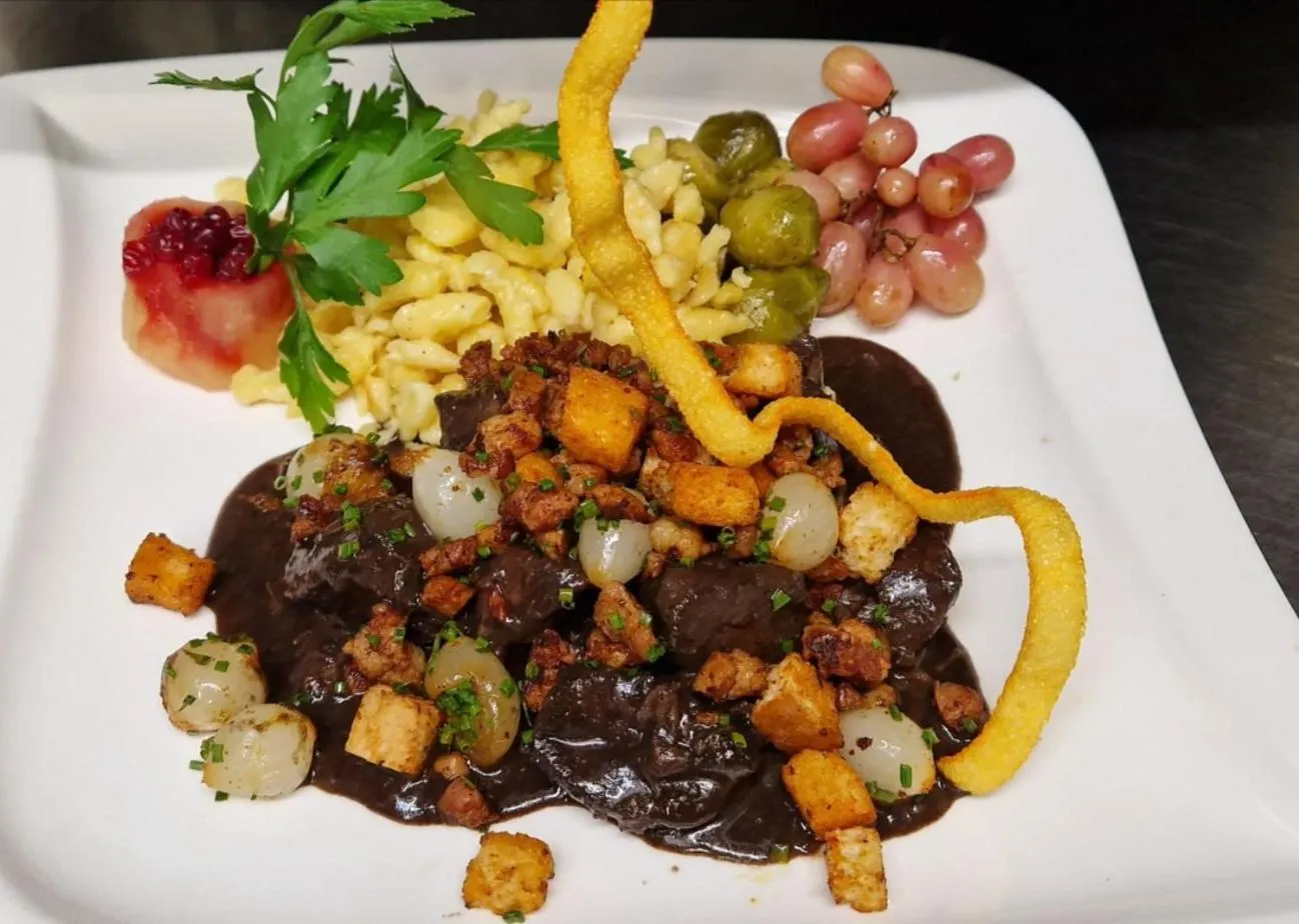 Restaurant/places to eat in Hotel Enjoy