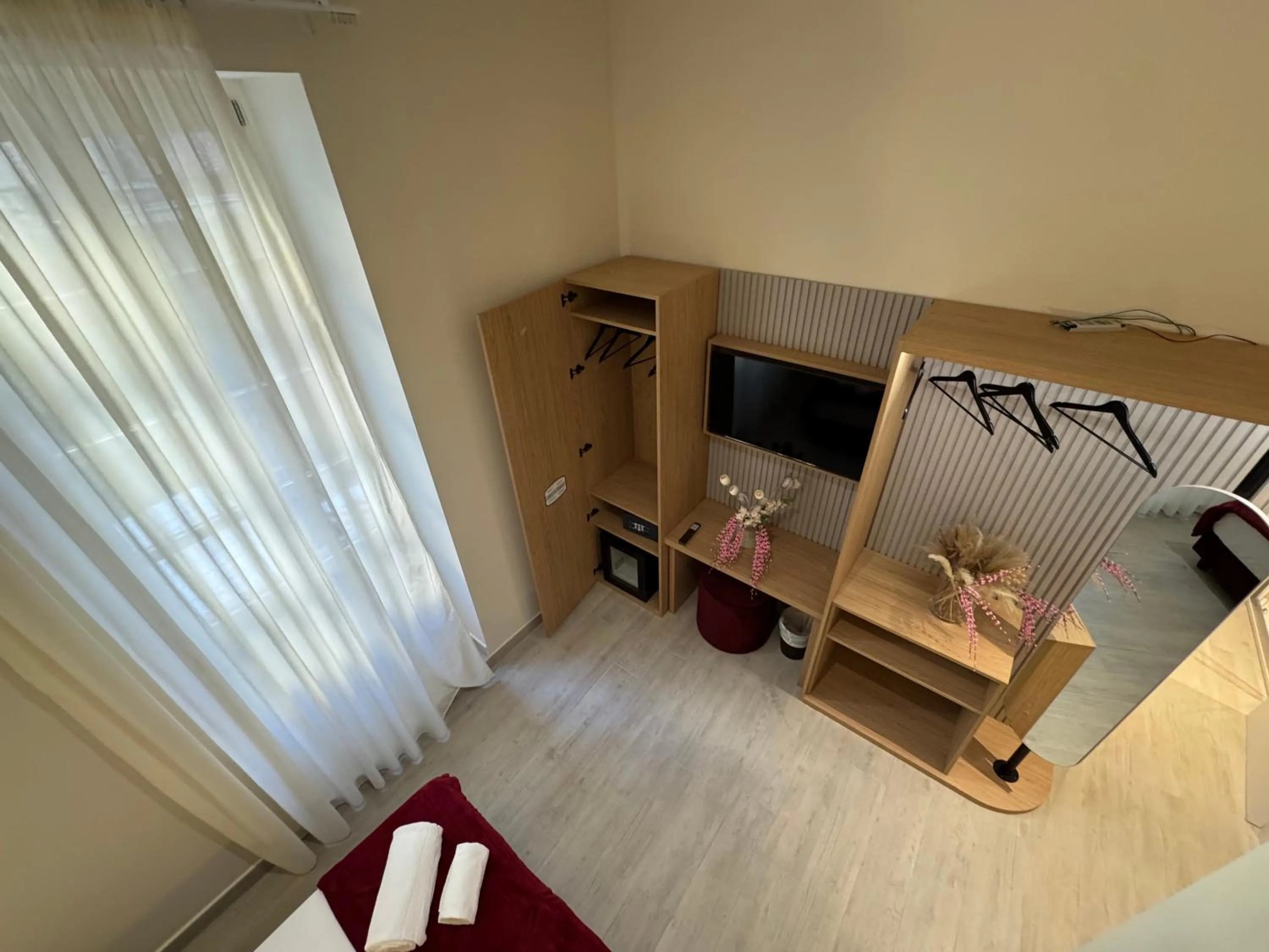 Photo of the whole room, Bed in Spagna Ave