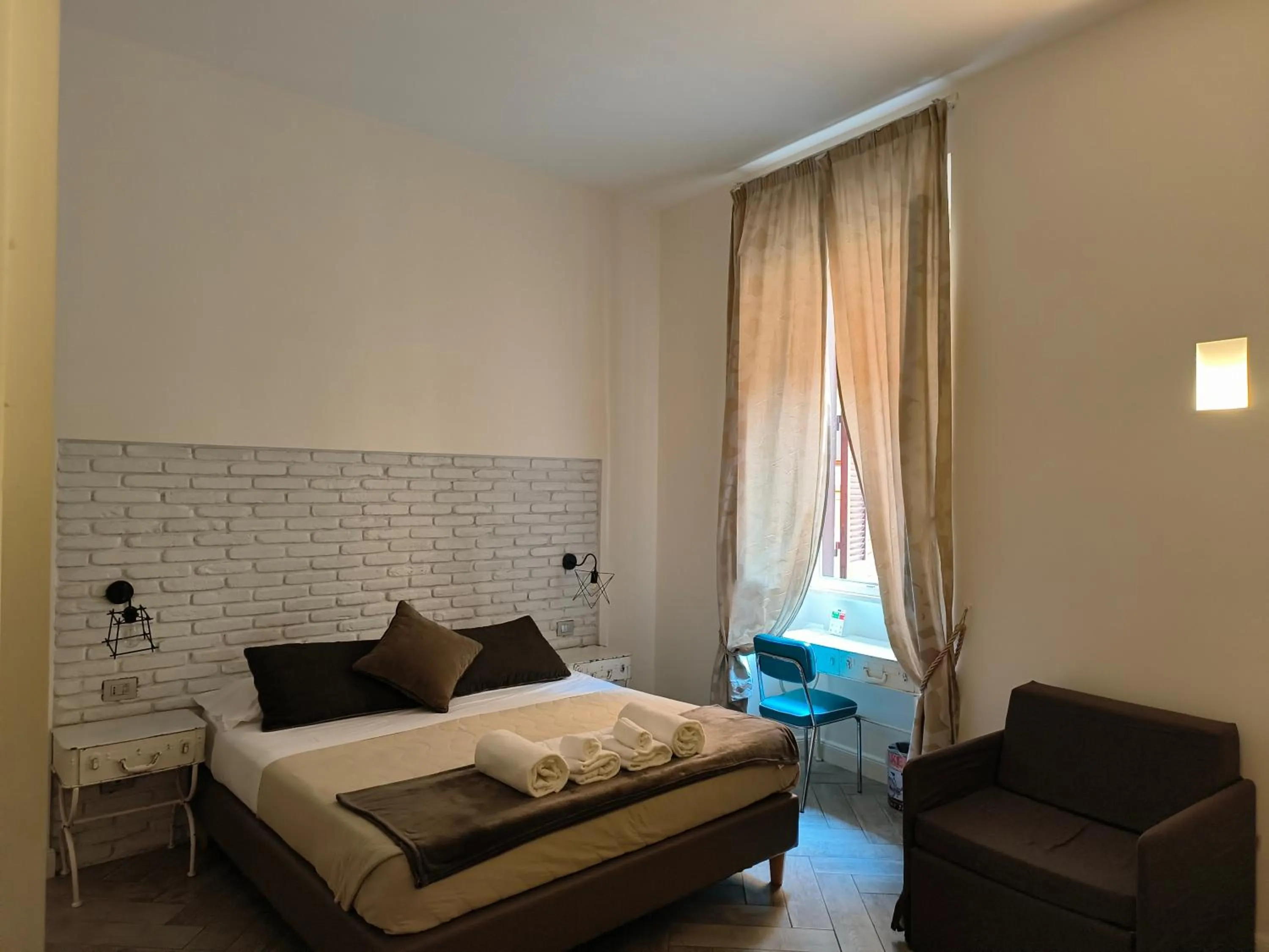 Bedroom, Bed in Spagna Ave