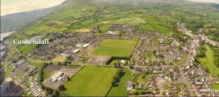 Property building in Glendale Guestrooms