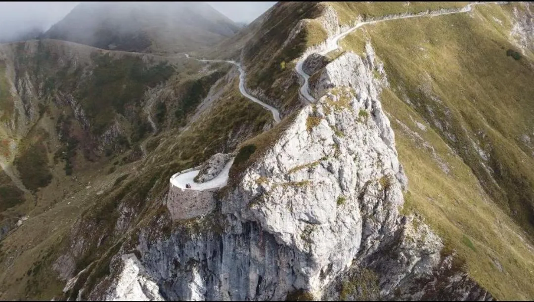 Cycling in La Cà ët Mec