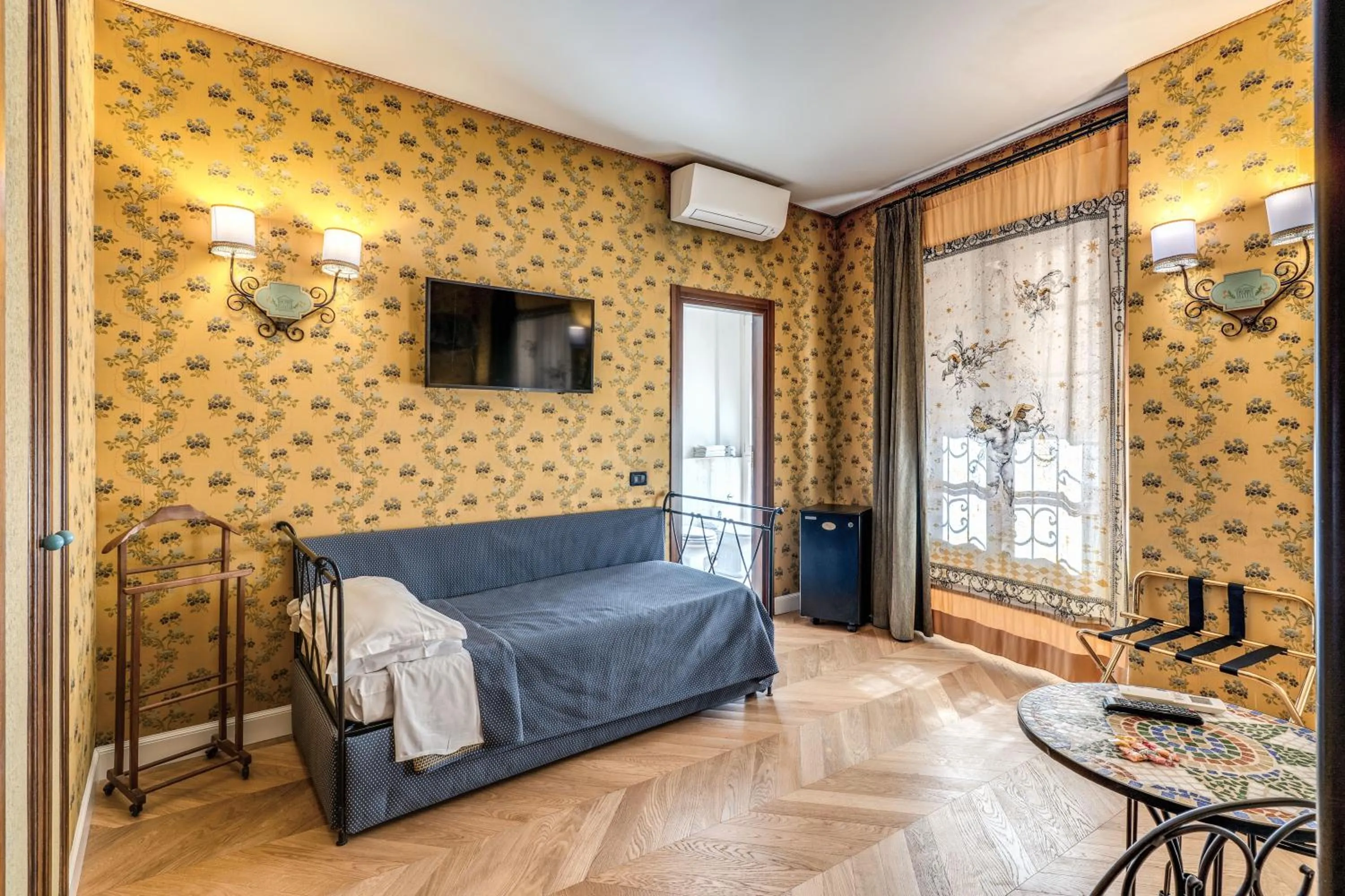 Bed in Residenza Ave Roma