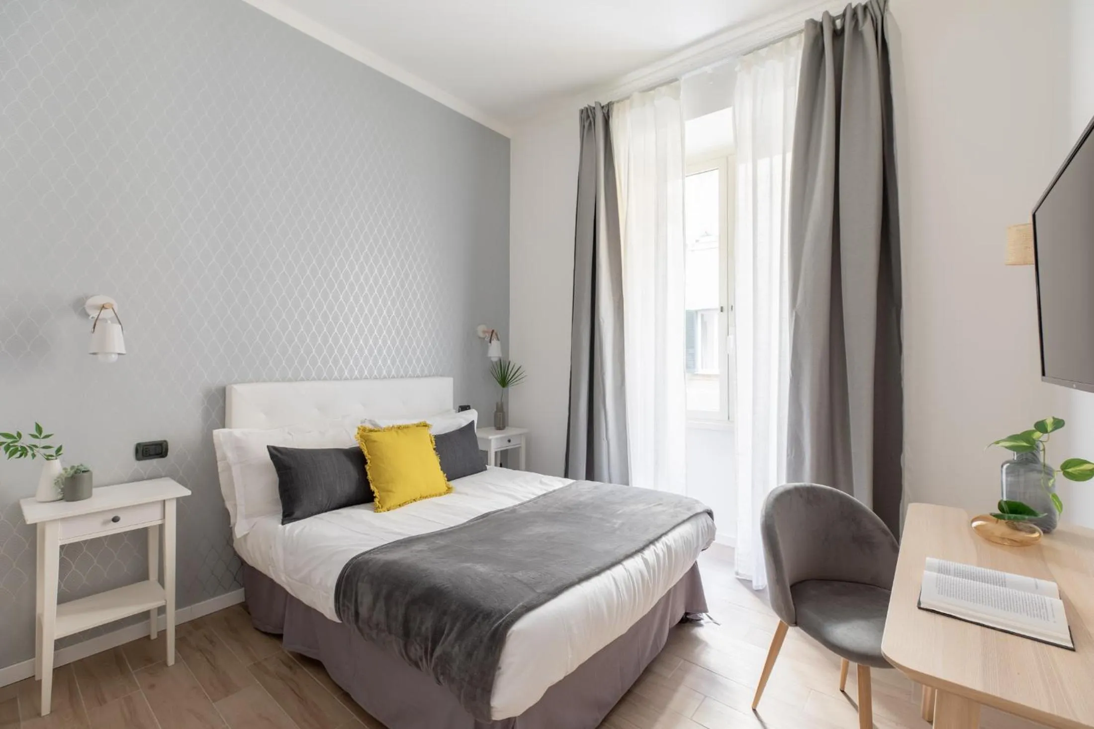 Bed in Residenza Vaticana