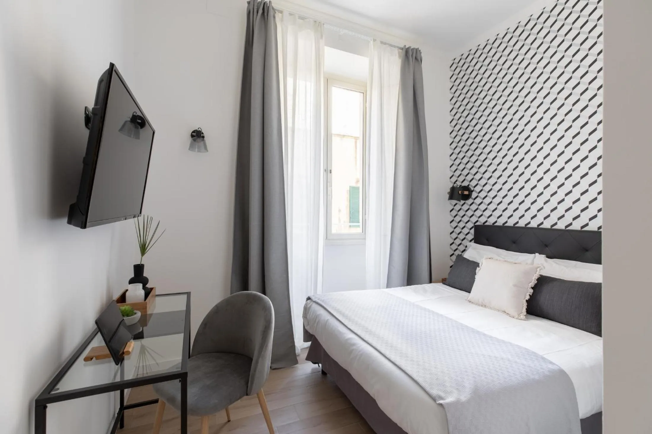 Bed in Residenza Vaticana