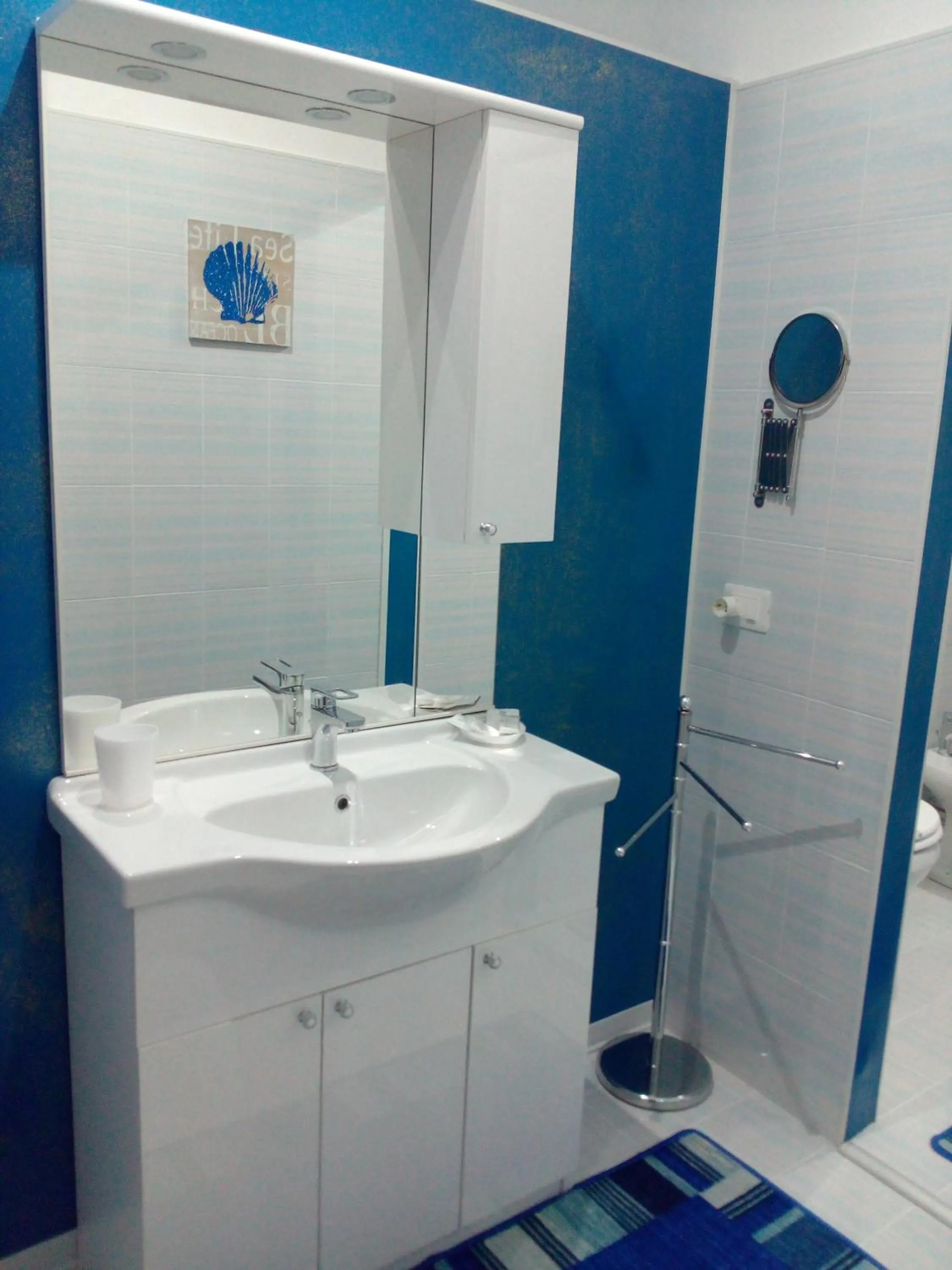 Bathroom in Etna En Vie