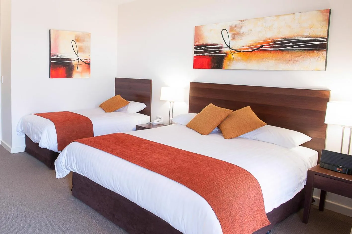 Bedroom, Bed in Standpipe Golf Motor Inn