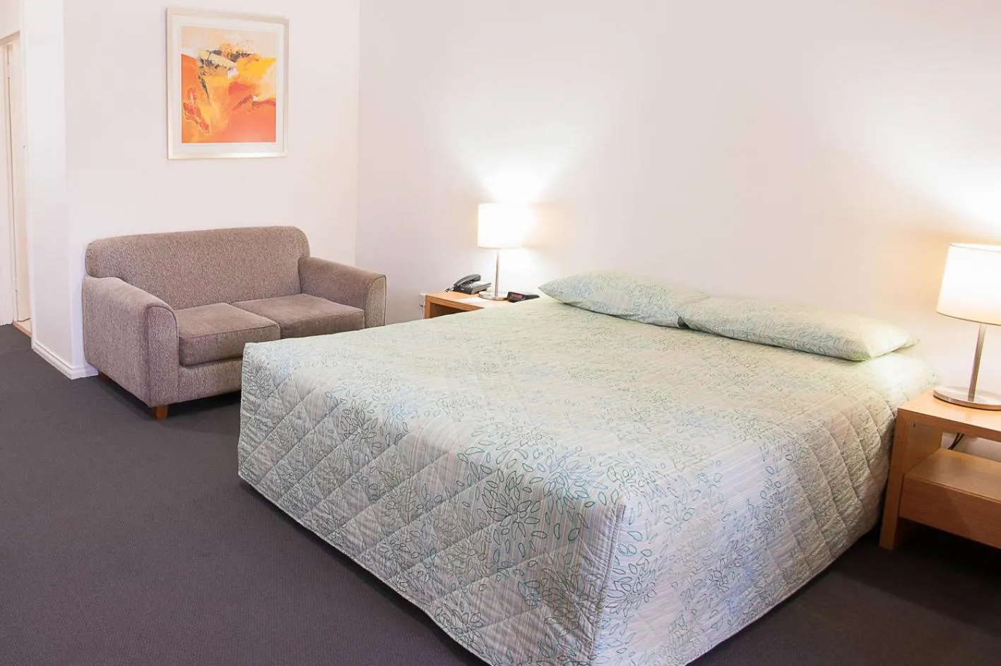 Bedroom, Bed in Standpipe Golf Motor Inn