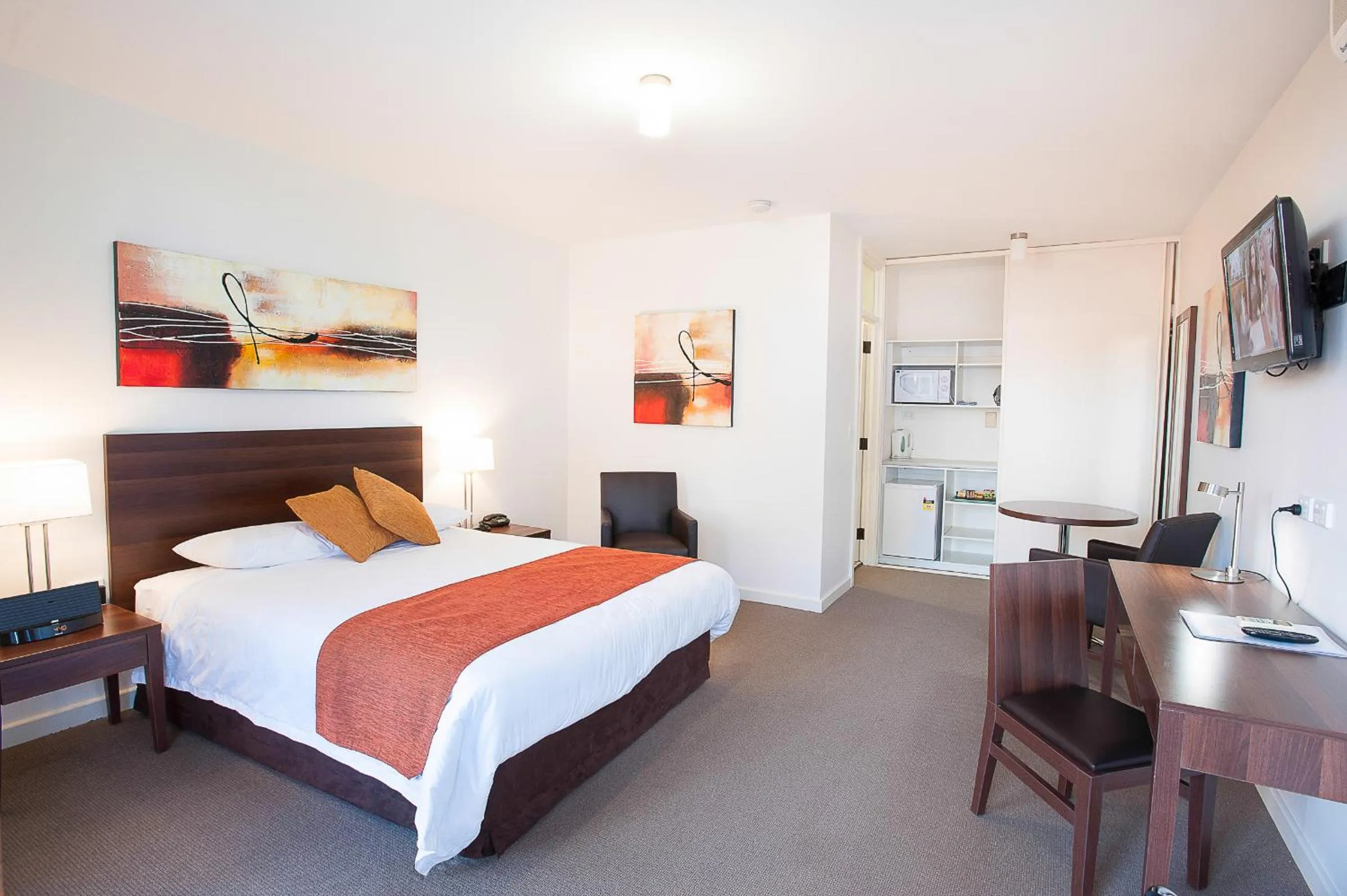 Bedroom, Bed in Standpipe Golf Motor Inn