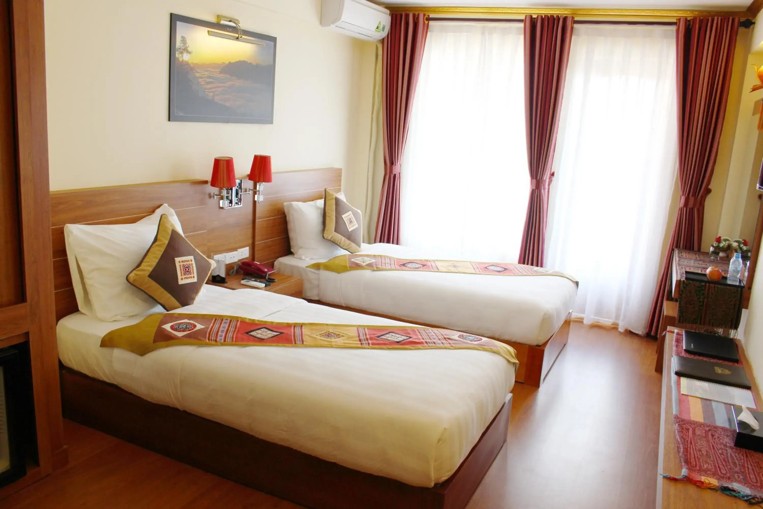 Deluxe Twin Room in Sapa Dragon Hotel Deluxe Twin Room in Sapa Dragon Hotel