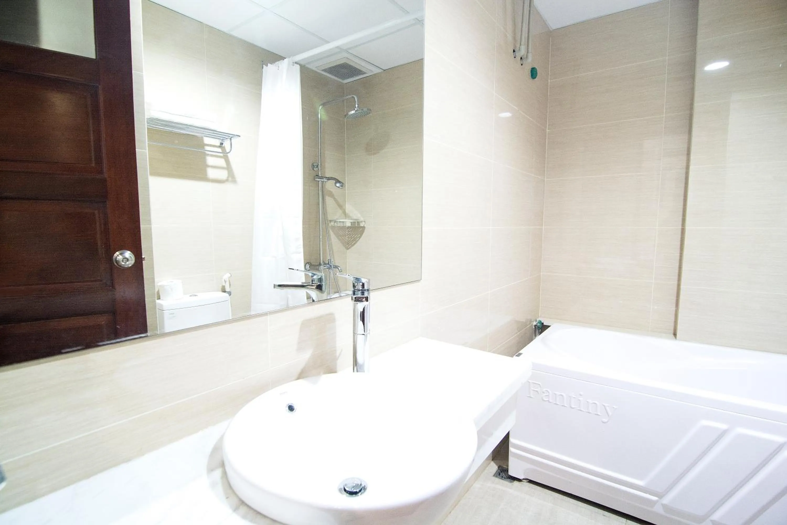 Bed in Canary Ha Noi Hotel