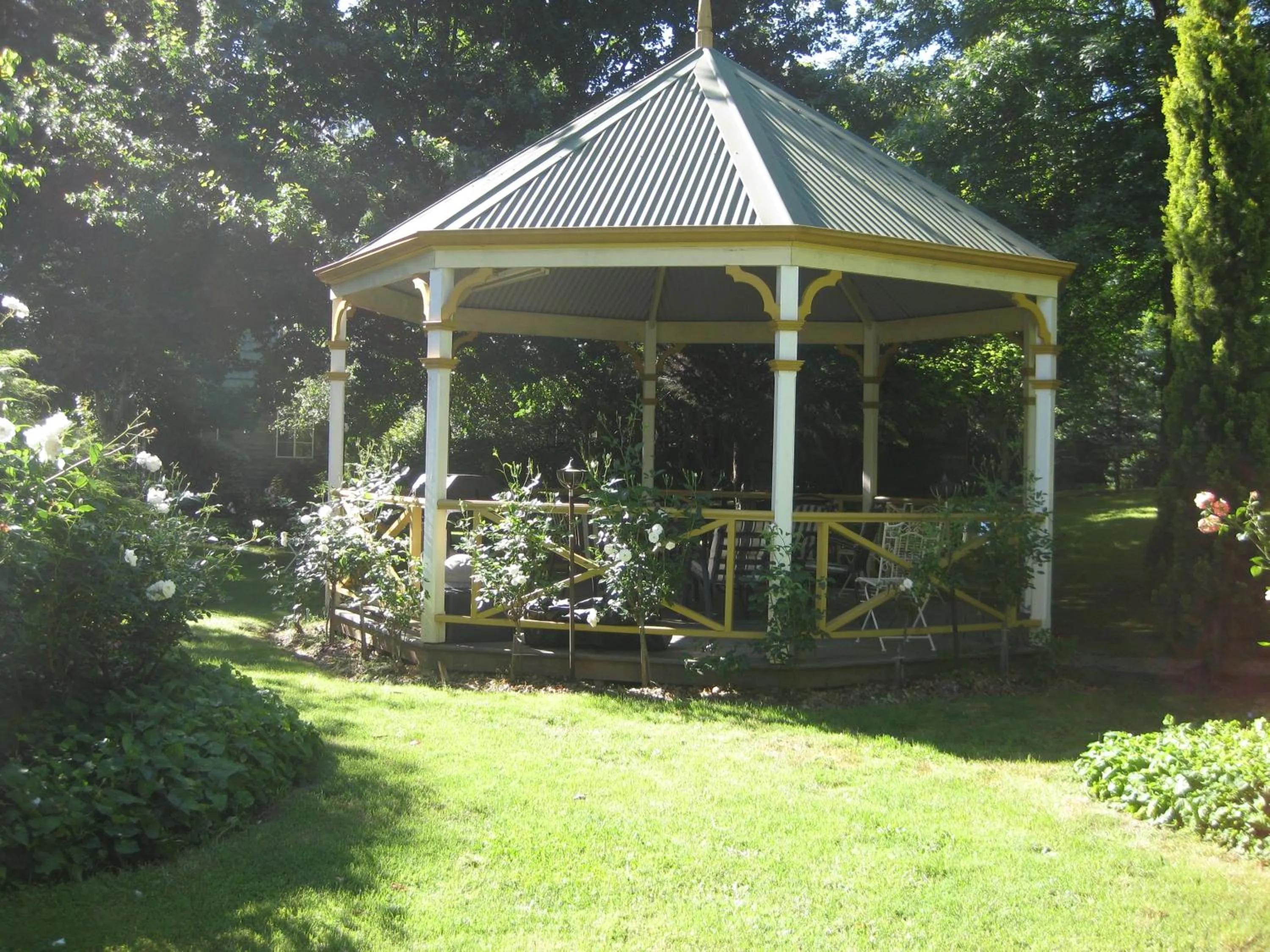 BBQ facilities in Chalets Lumineux