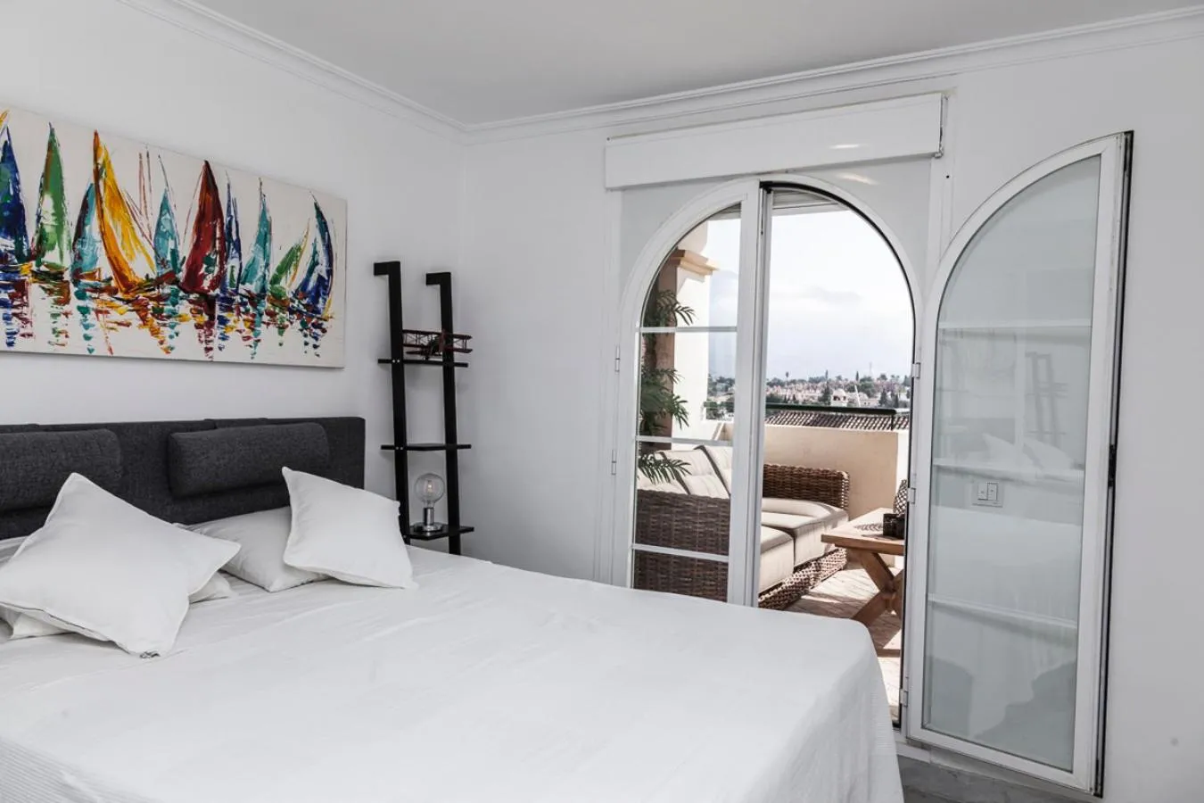 Señorío de Aloha Apartahotel