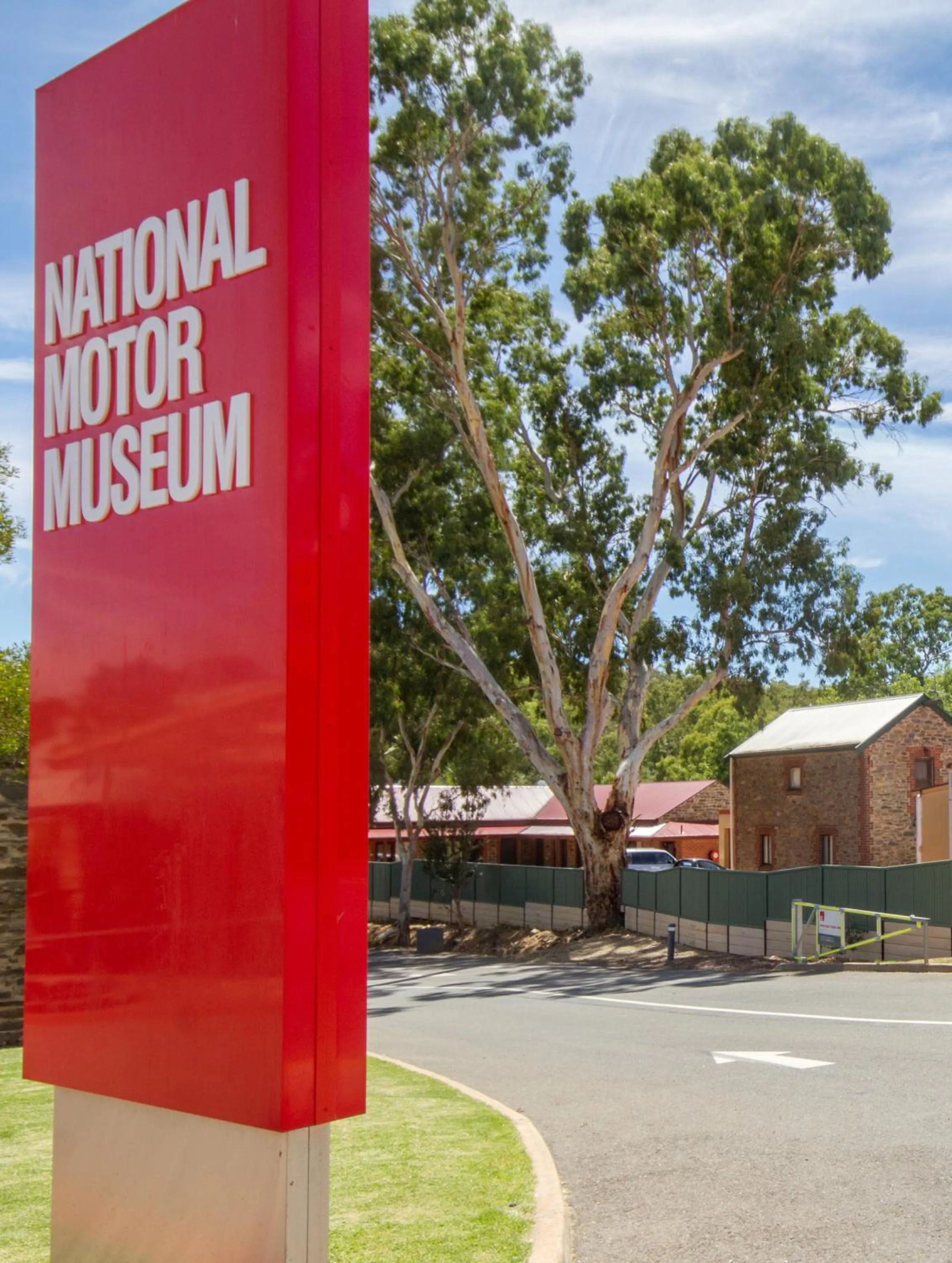 Nearby landmark in Birdwood Motel