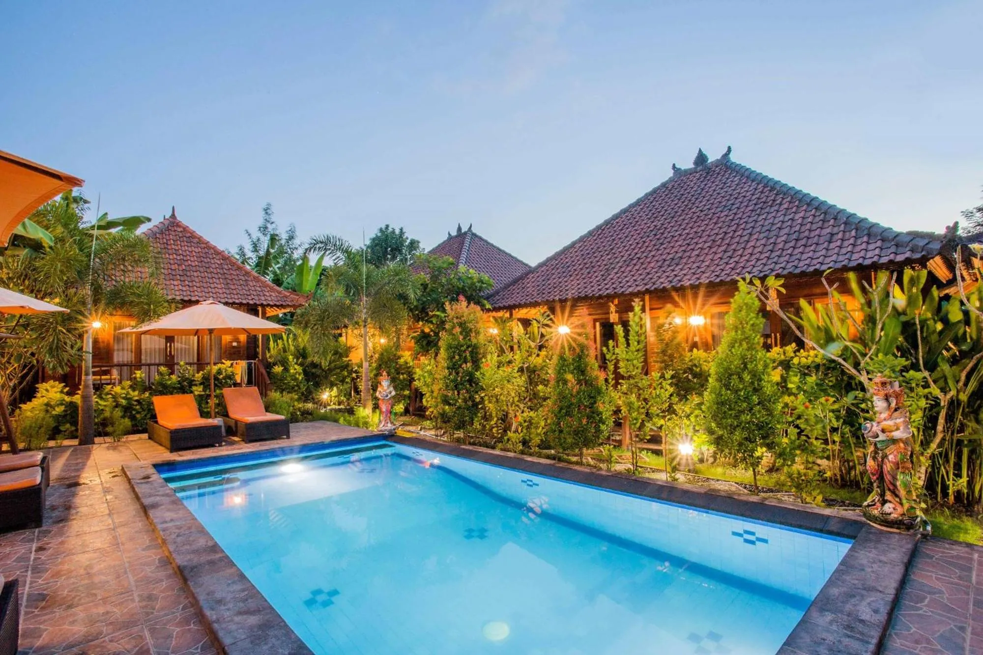 Property building in Dinatah Lembongan Villas