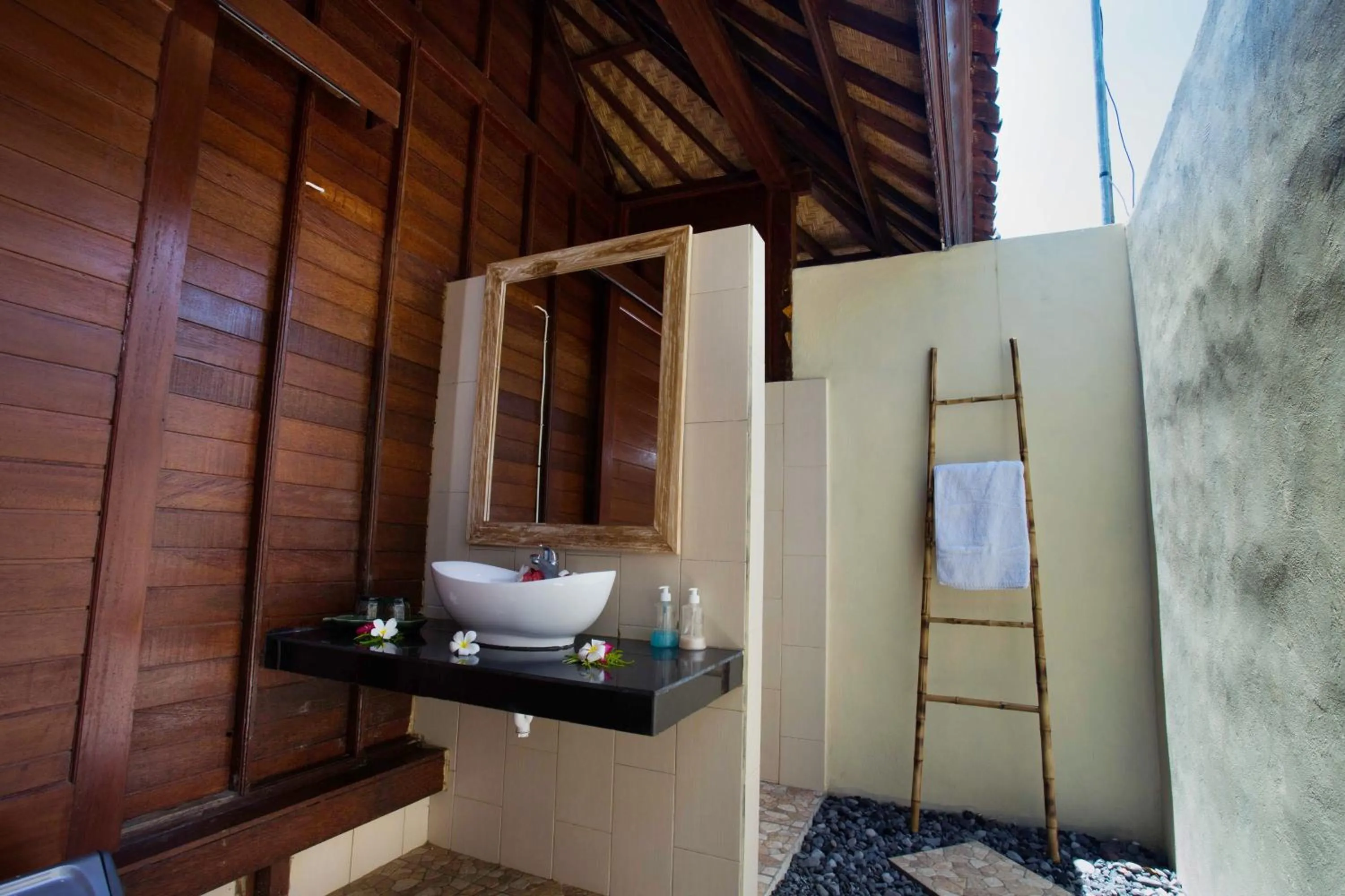 Day in Dinatah Lembongan Villas