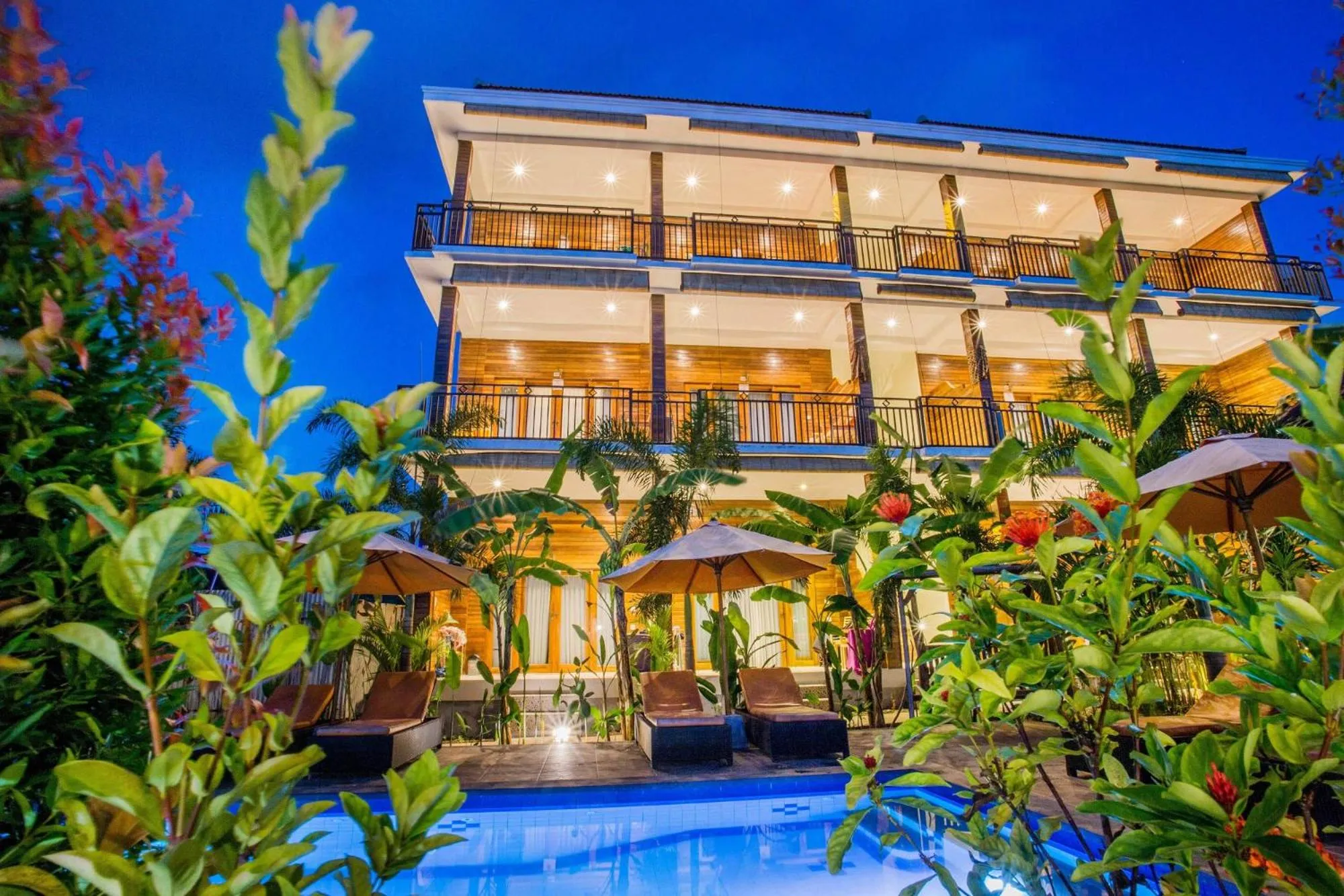 Dinatah Lembongan Villas