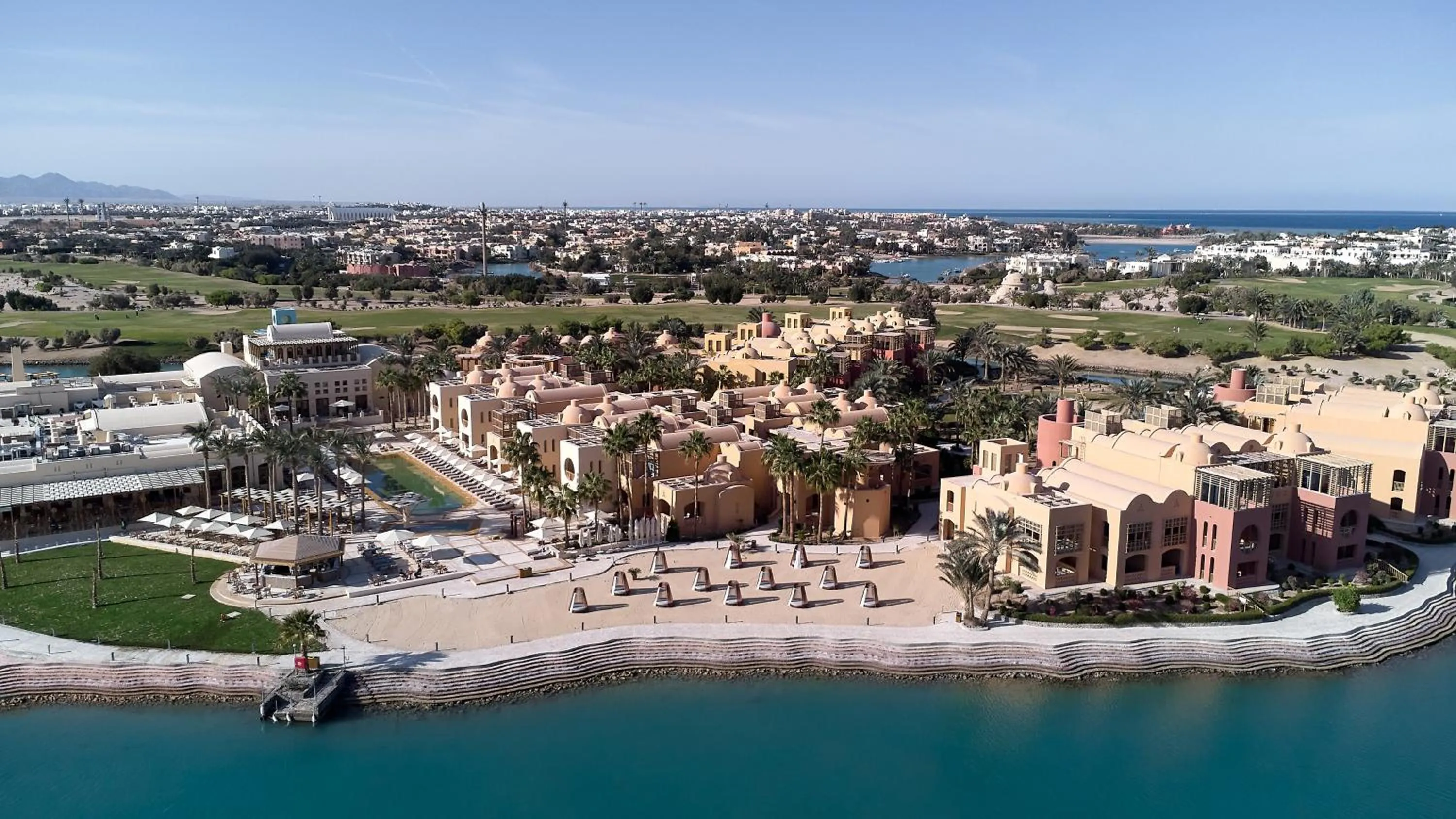 Property building in Steigenberger Golf Resort El Gouna