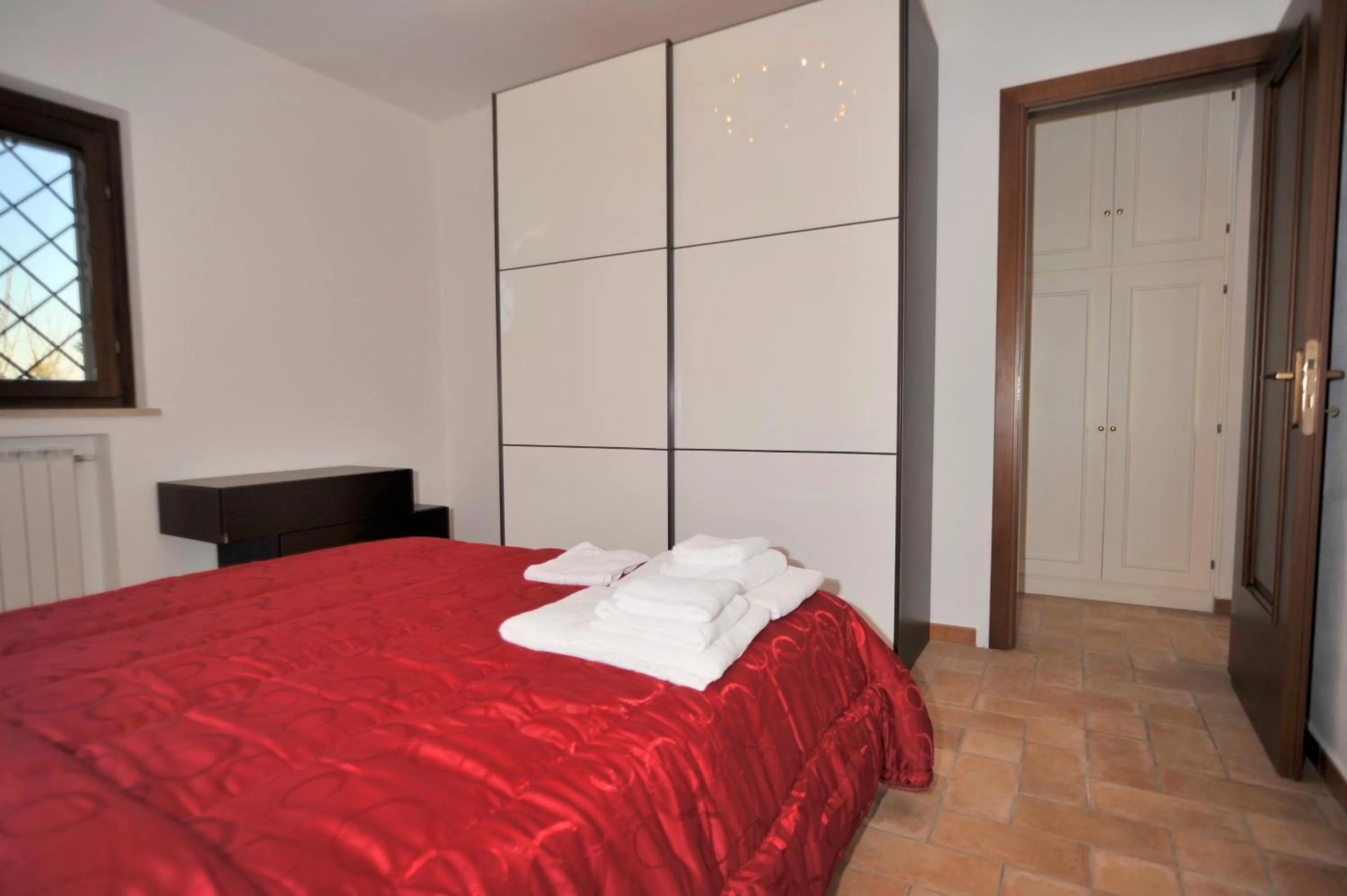 Bed in Villa Elegance