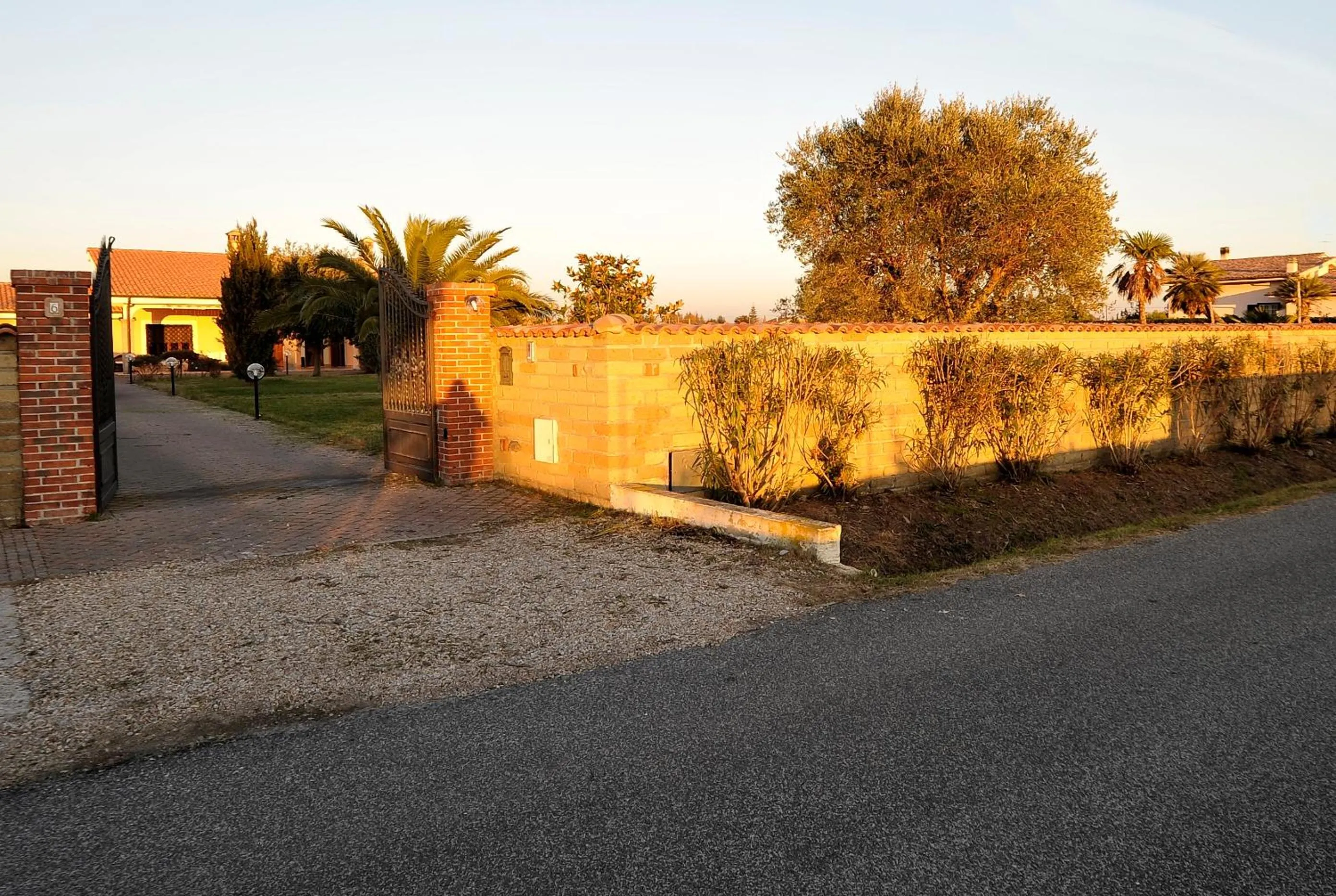 Street view in Villa Elegance