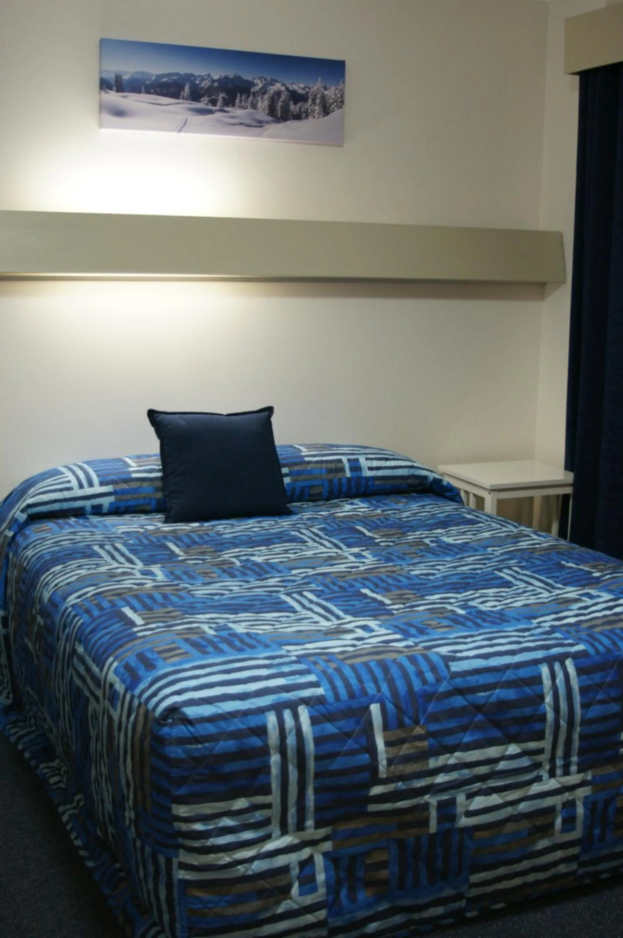 Bedroom, Bed in Culcairn Motor Inn