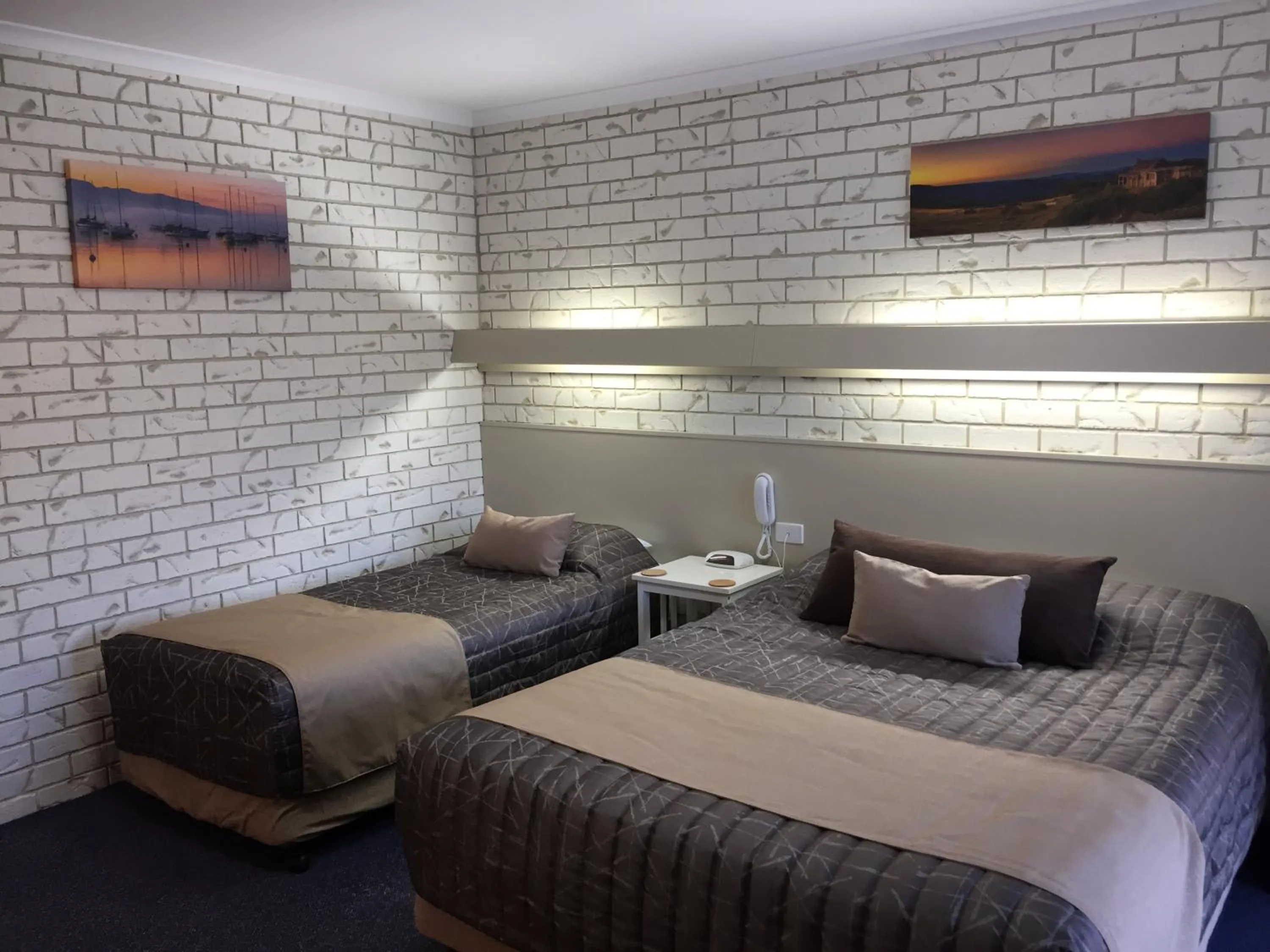 Bedroom, Bed in Culcairn Motor Inn