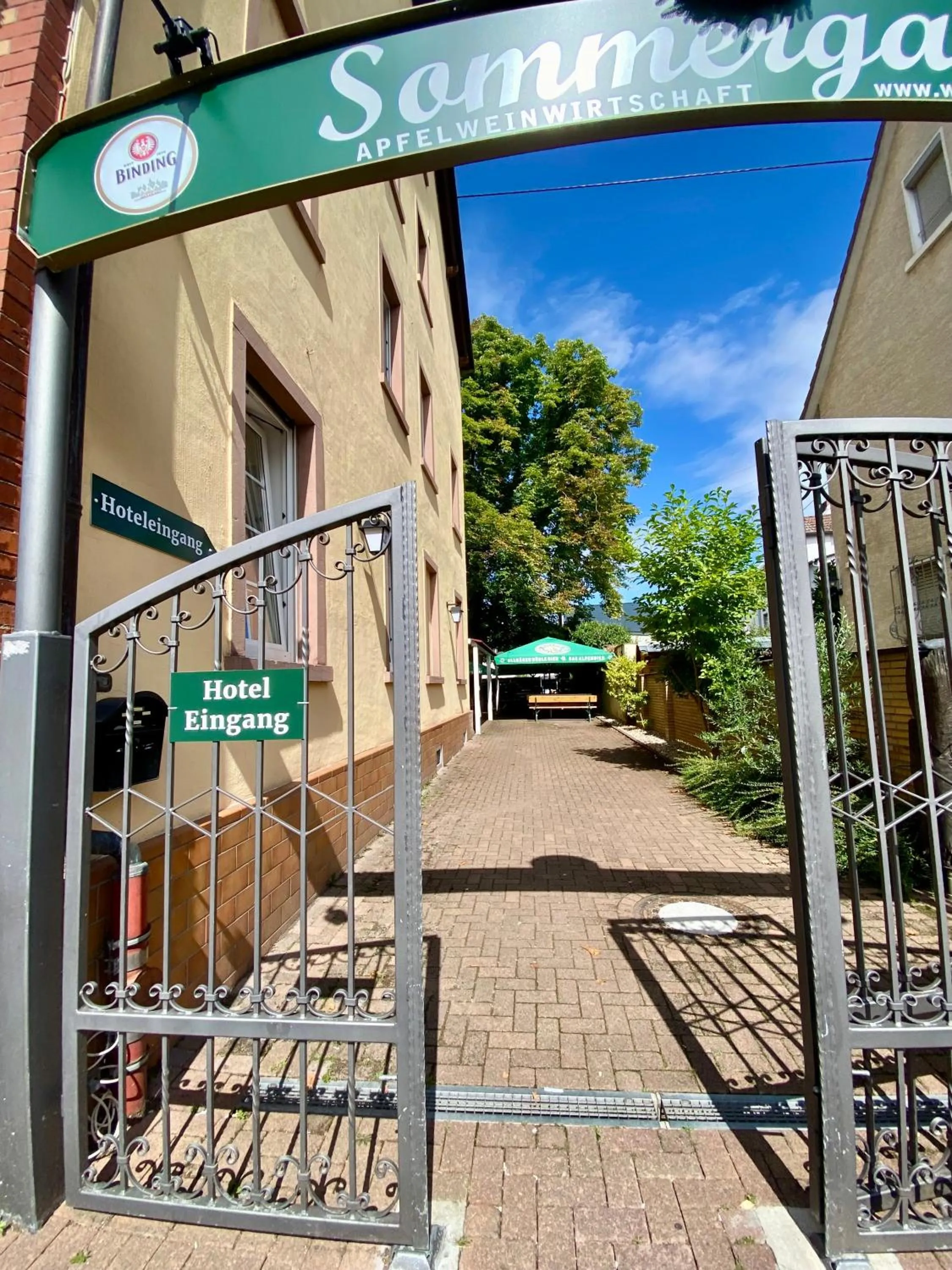 Facade/entrance in Zur Waldlust
