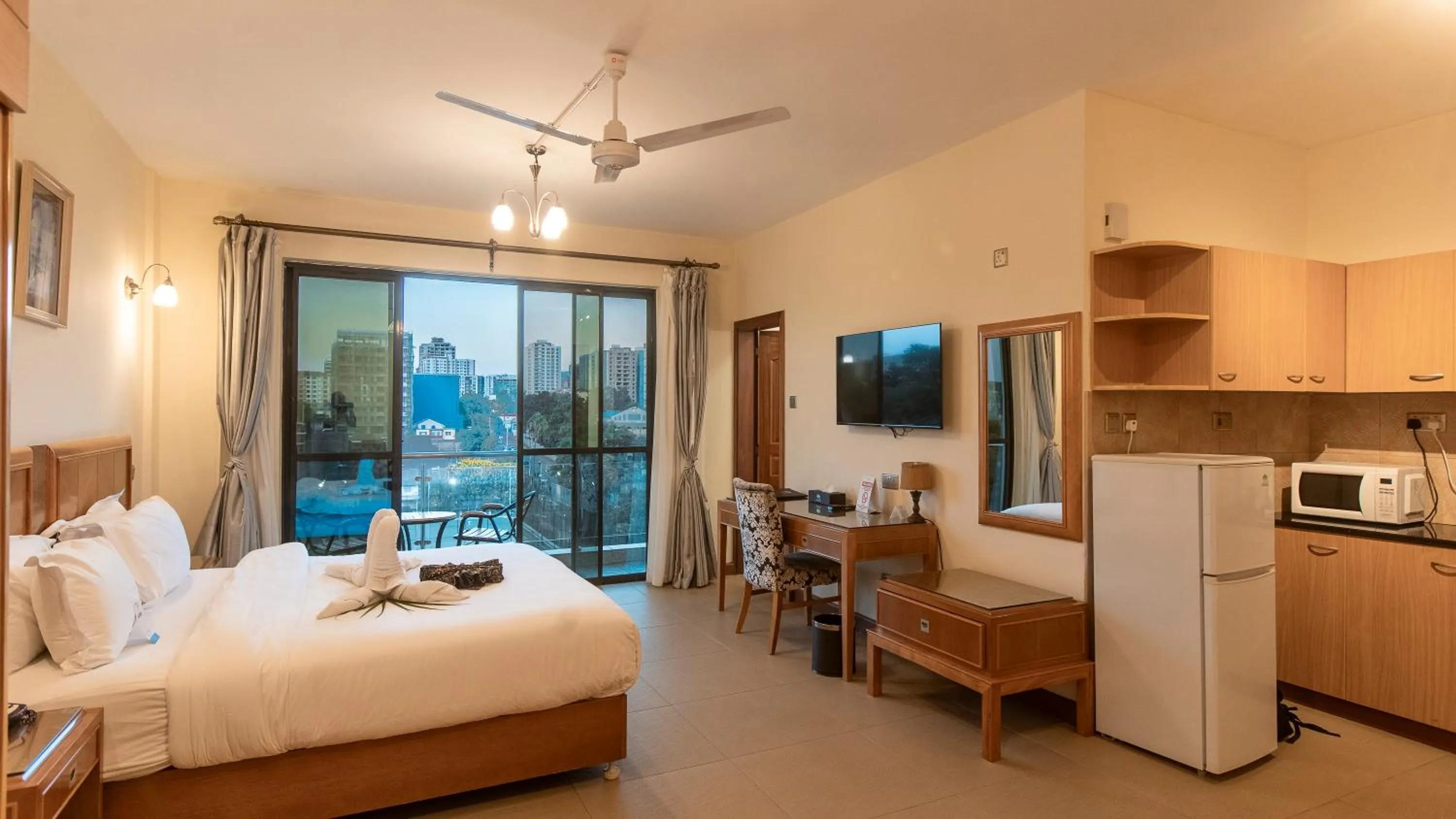 Bed in Lotos Inn & Suites, Nairobi