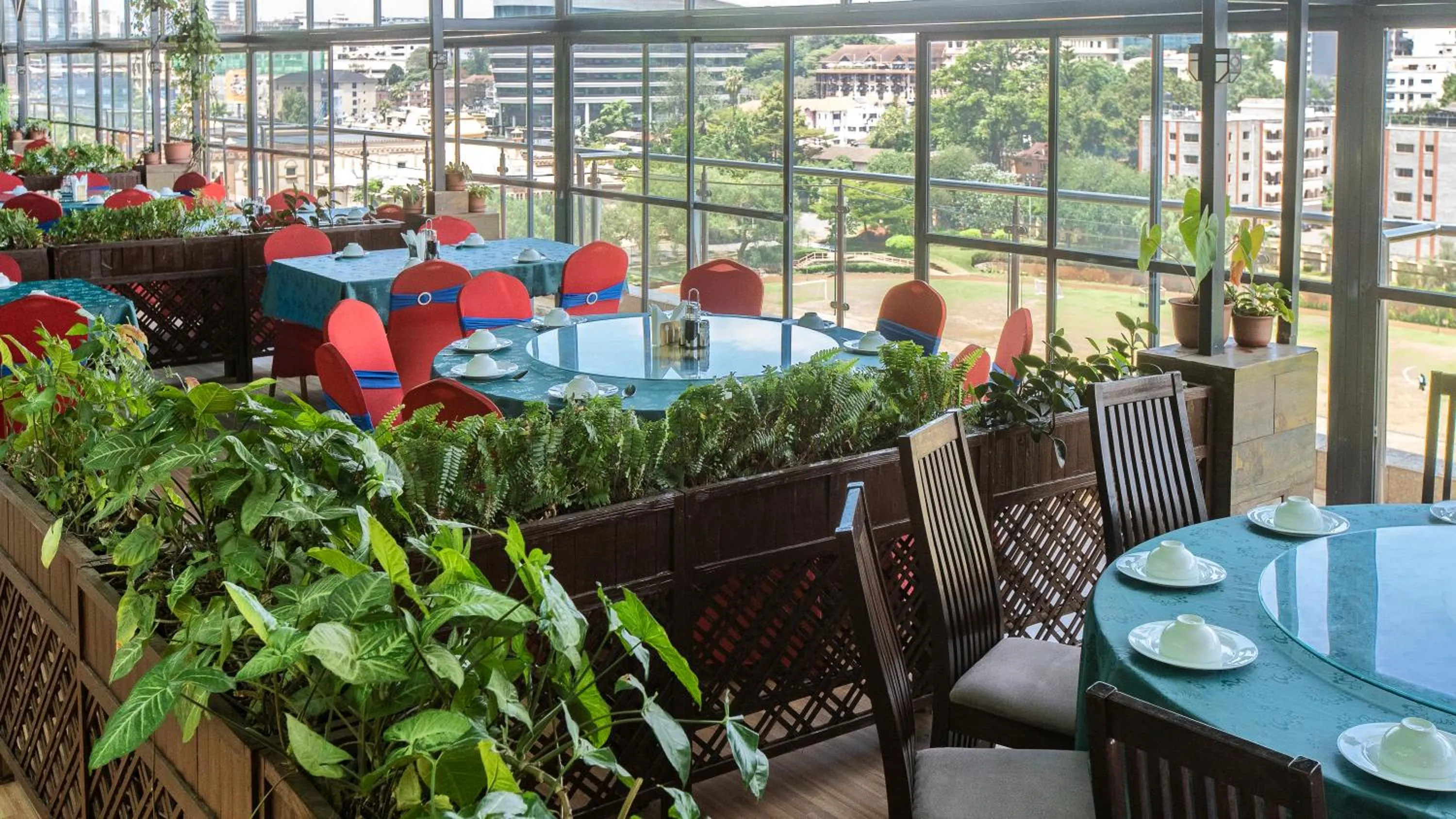 Restaurant/places to eat in Lotos Inn & Suites, Nairobi