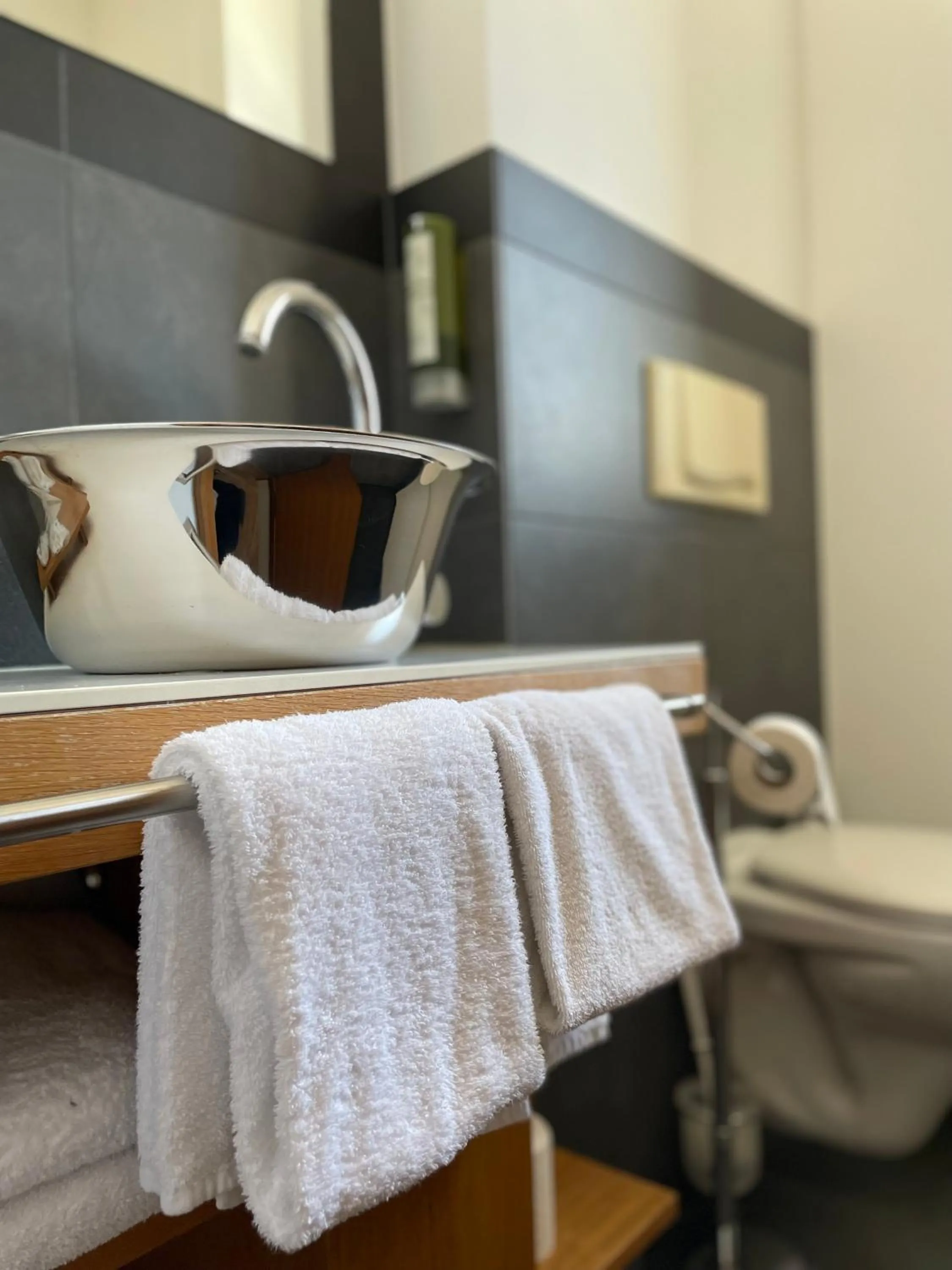 Bathroom in Fronveste das alte Knasthaus