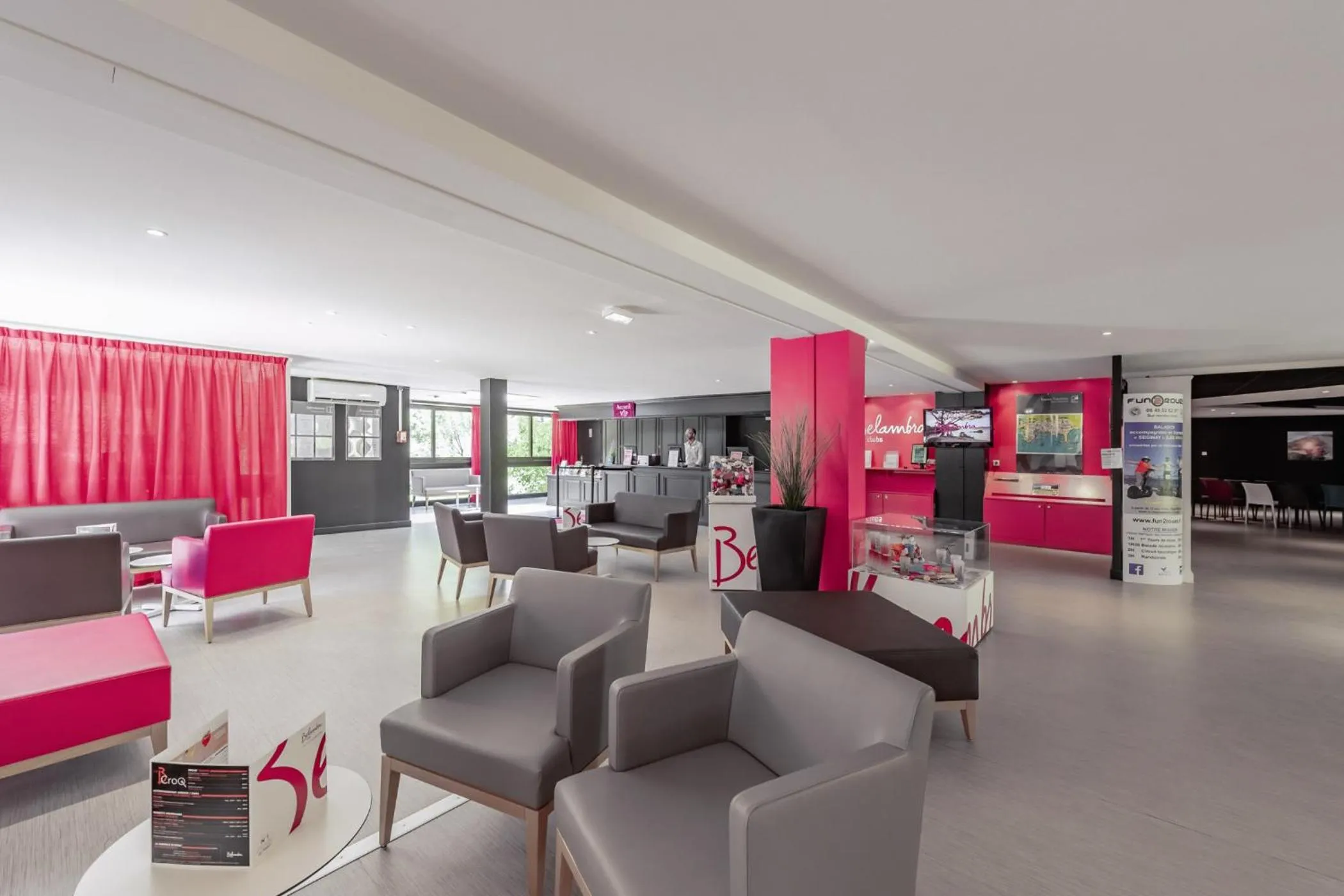 Lobby or reception in Belambra Clubs Le Pradet - Lou Pigno