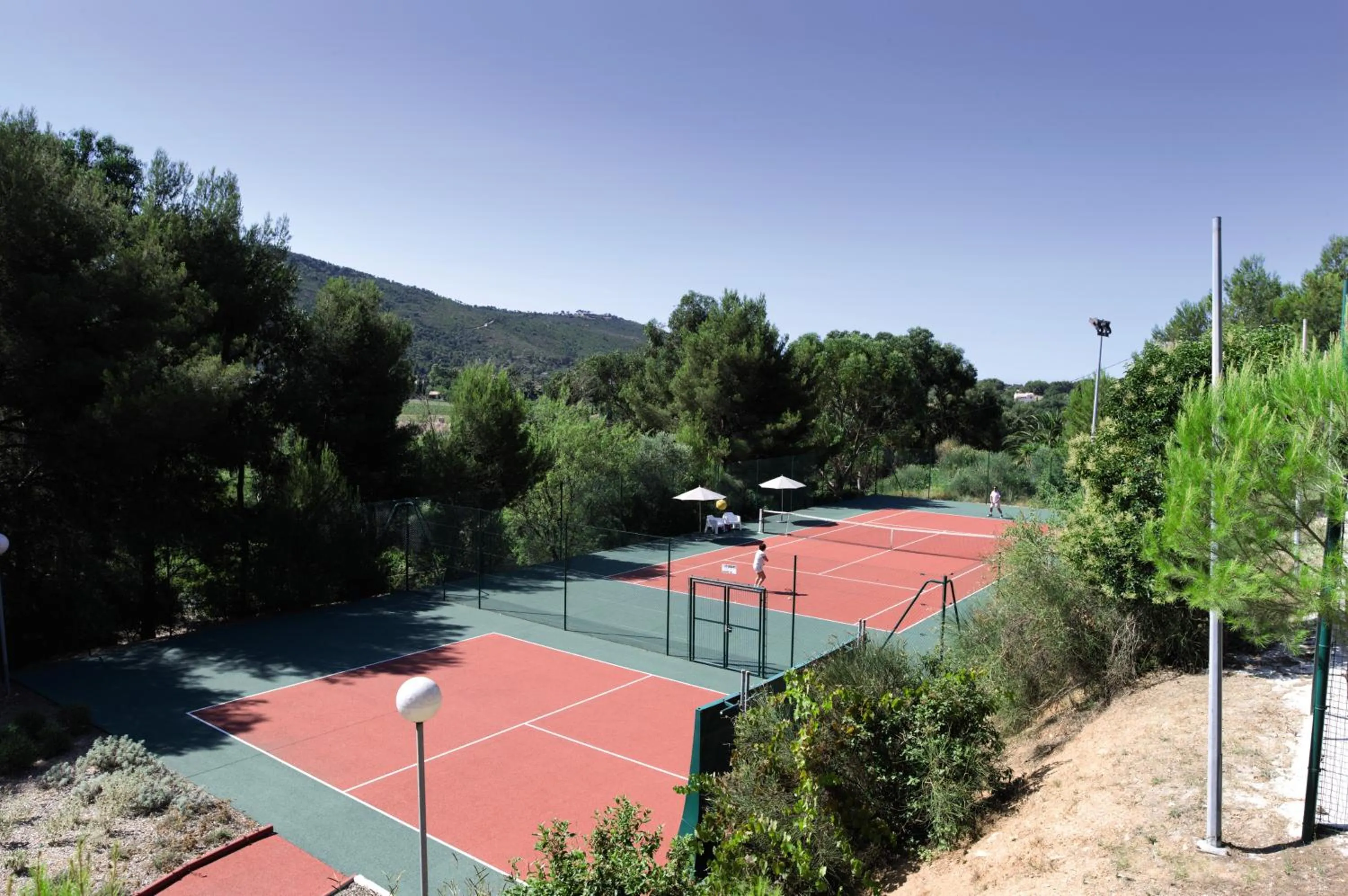 Tennis court in Belambra Clubs Le Pradet - Lou Pigno