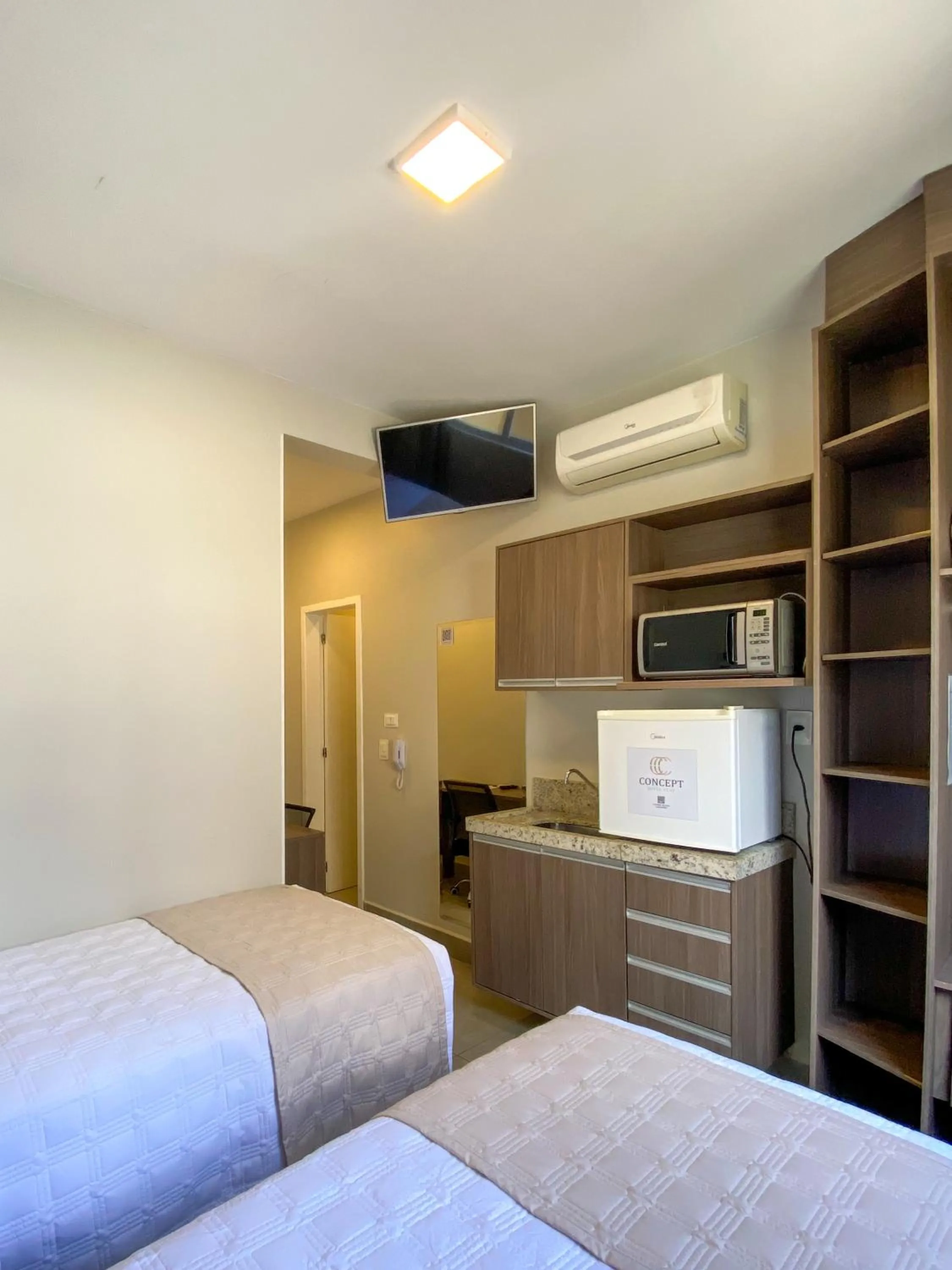 Bedroom, Bed in Concept Hotel Flat