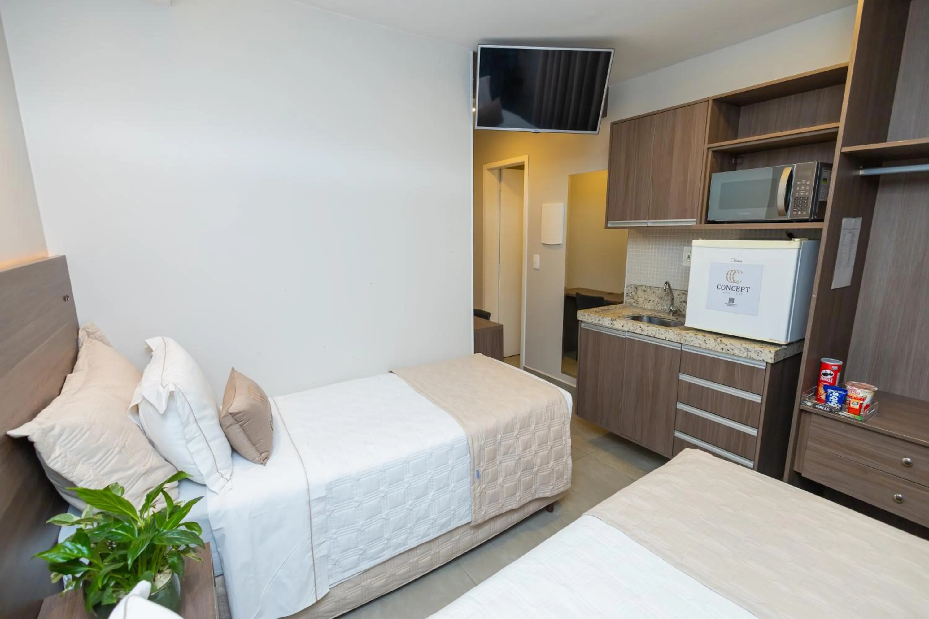 Bedroom, Bed in Concept Hotel Flat