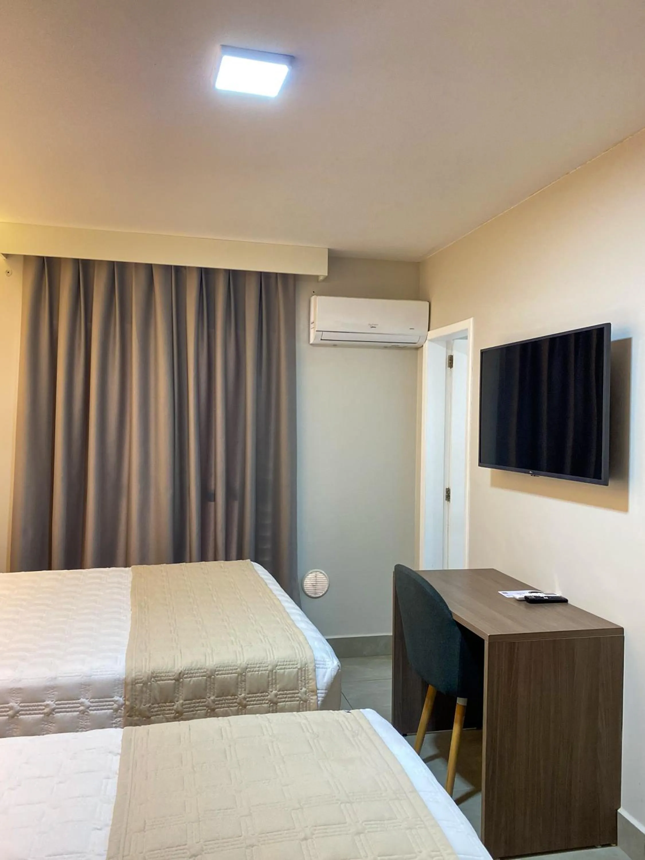 Bedroom, Bed in Concept Hotel Flat