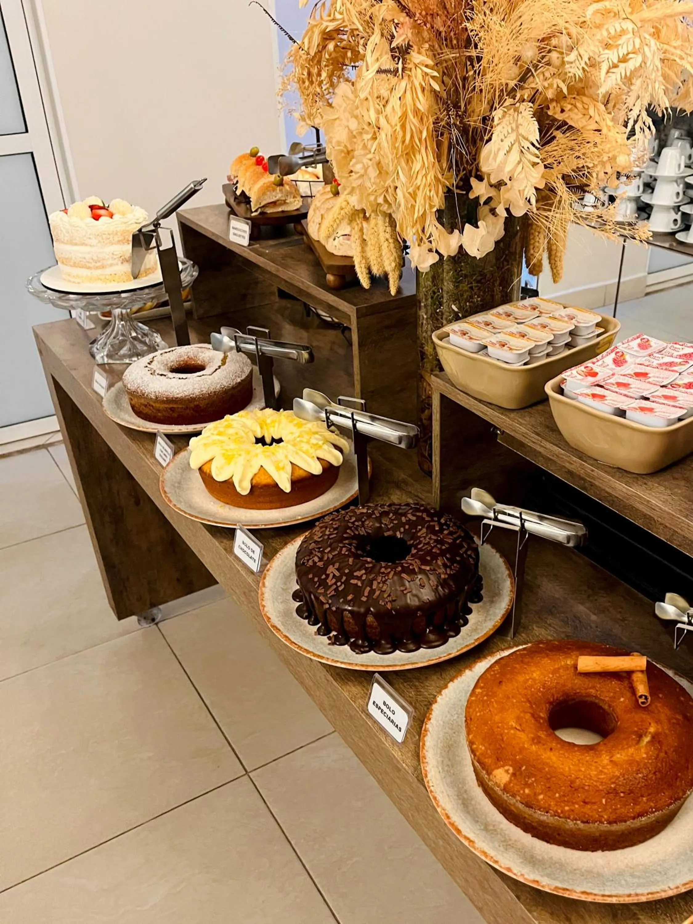 Buffet breakfast in Concept Hotel Flat