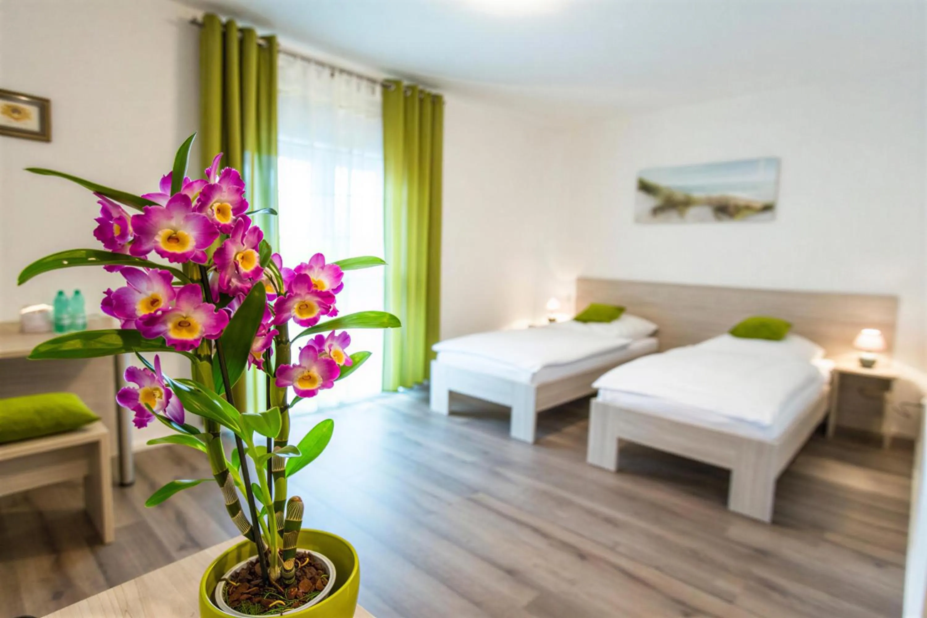 Bed in Hotel ANNA - Düsseldorf - Hilden