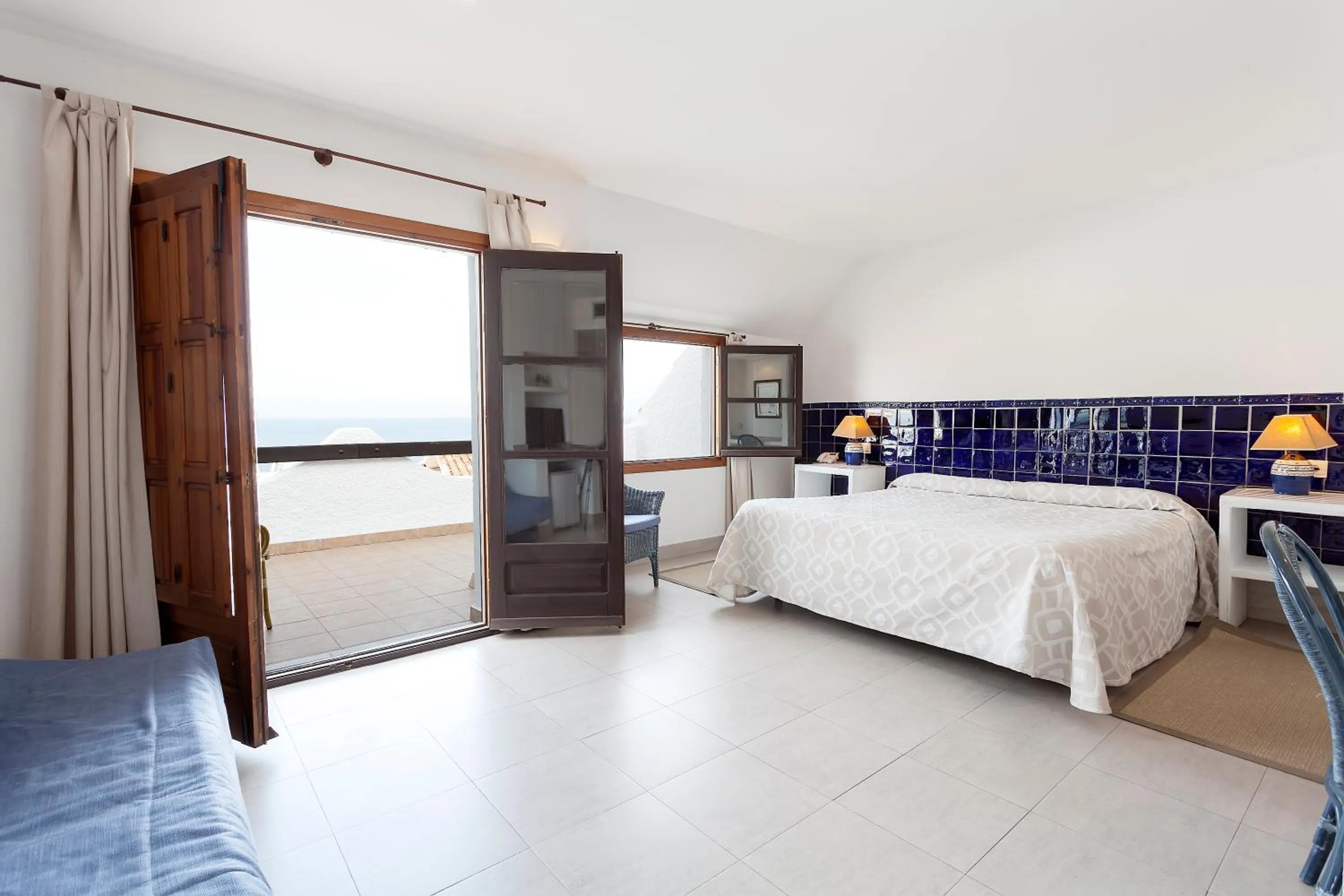 Photo of the whole room, Bed in Doña Pakyta