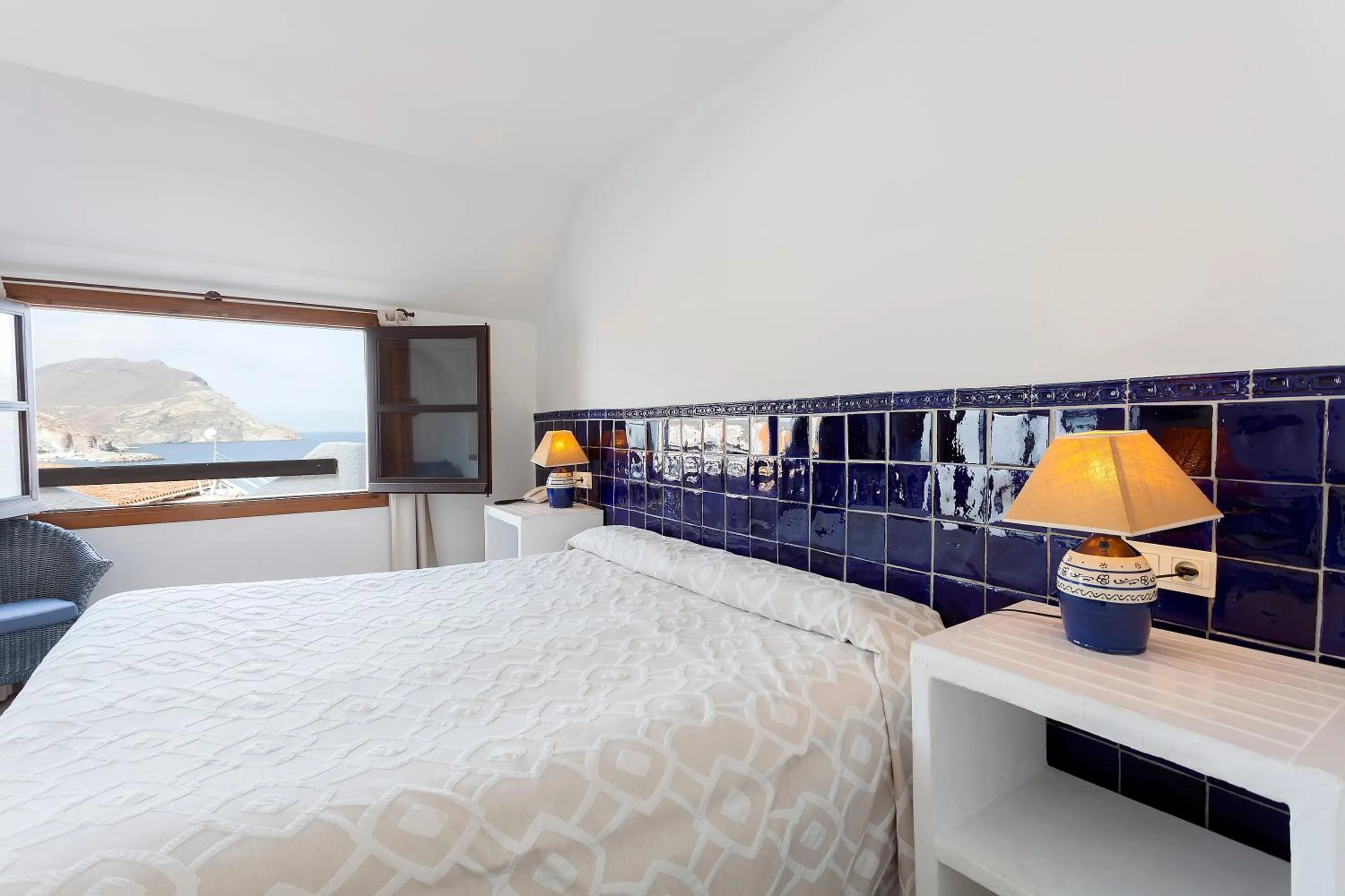 Photo of the whole room, Bed in Doña Pakyta