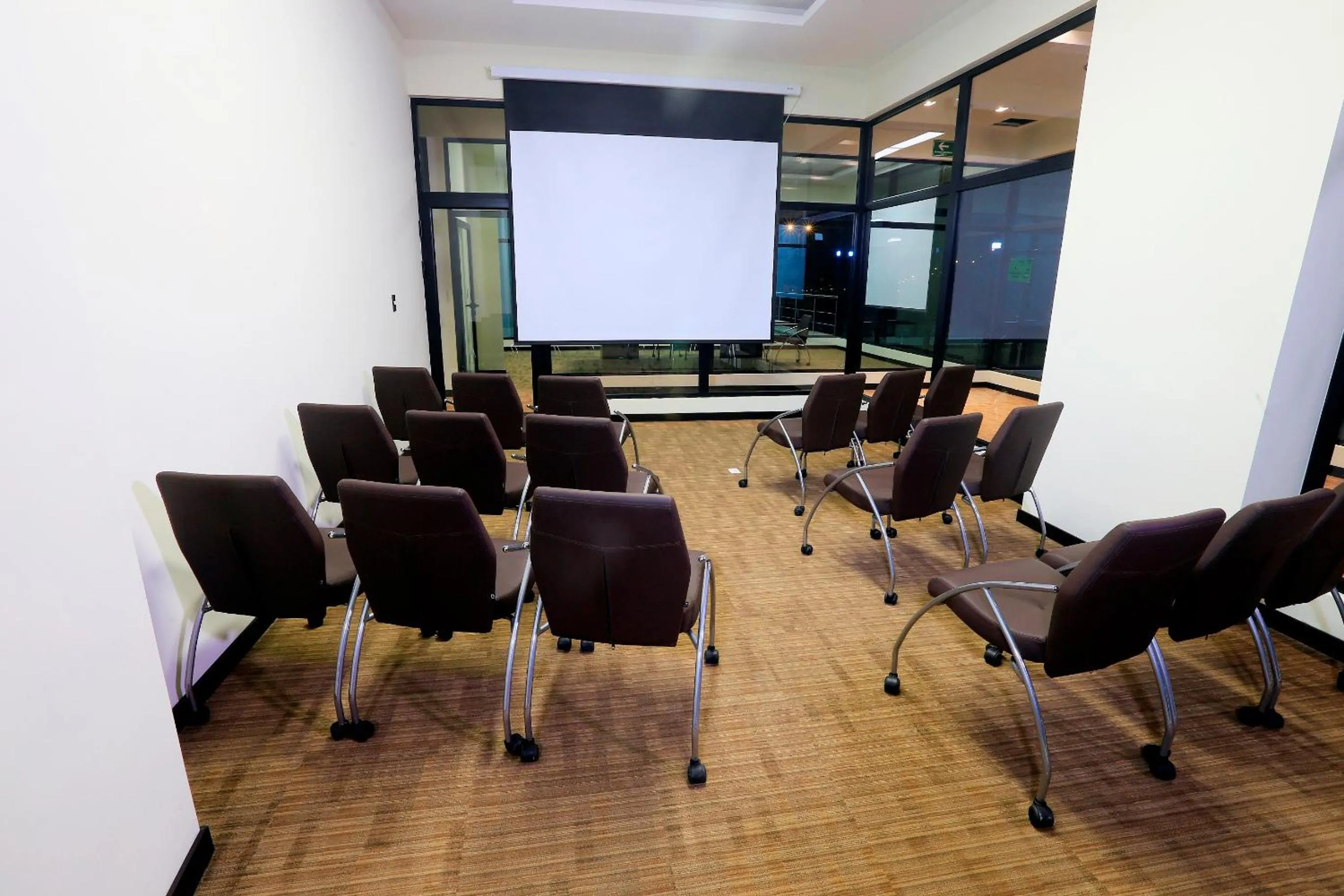 Meeting/conference room in Wyndham Quito Airport