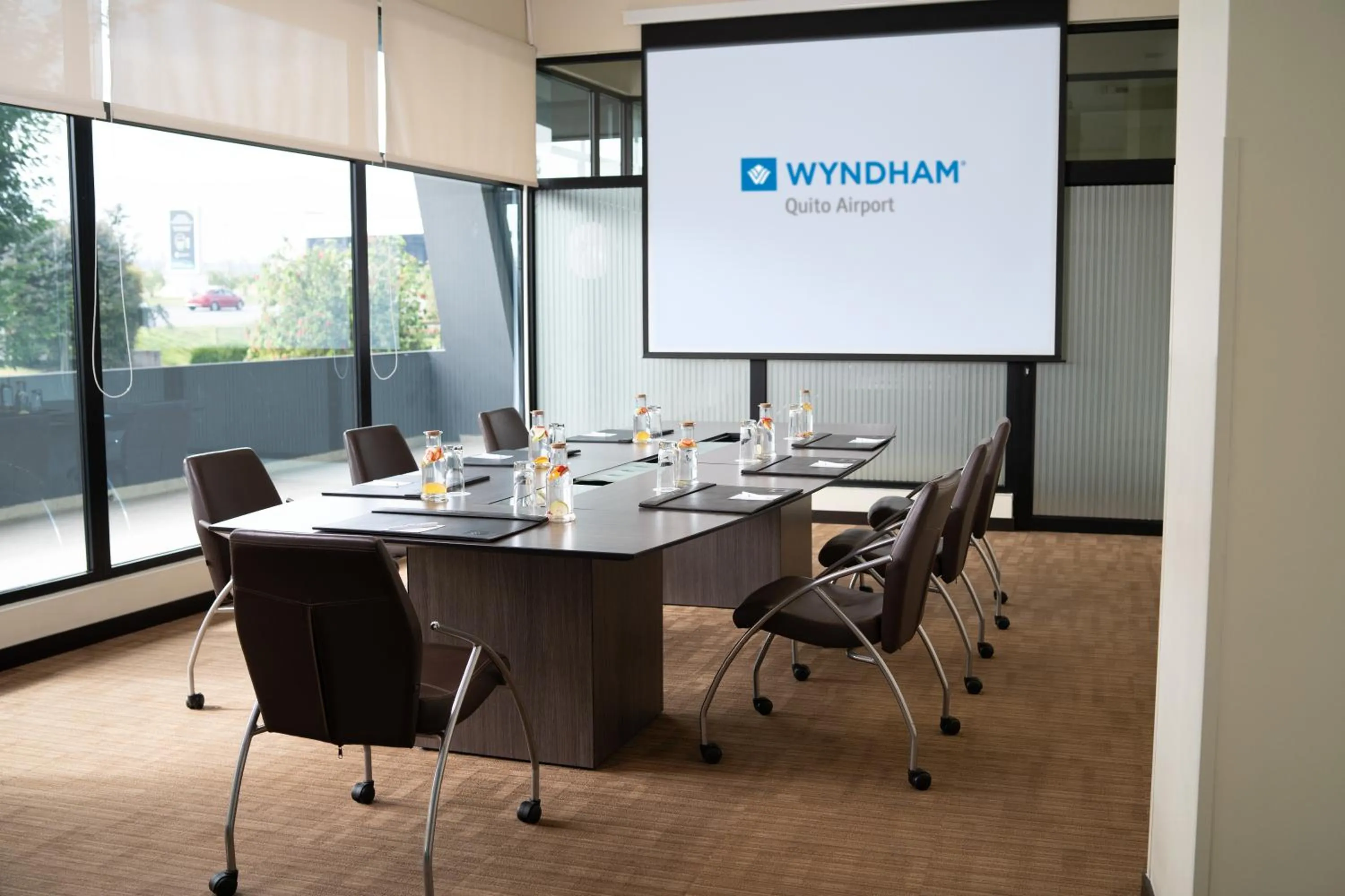 Business facilities in Wyndham Quito Airport