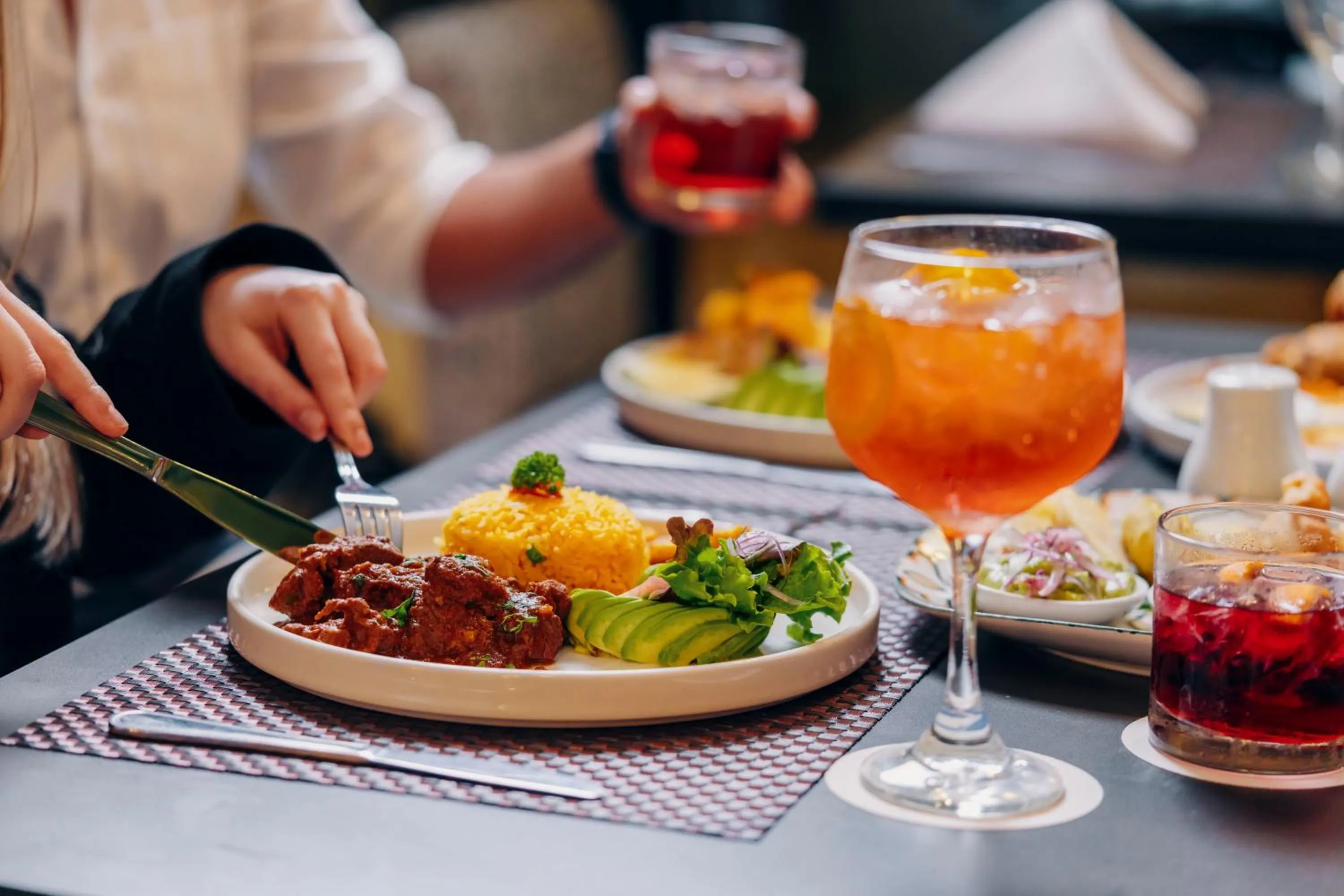Food and drinks in Wyndham Quito Airport