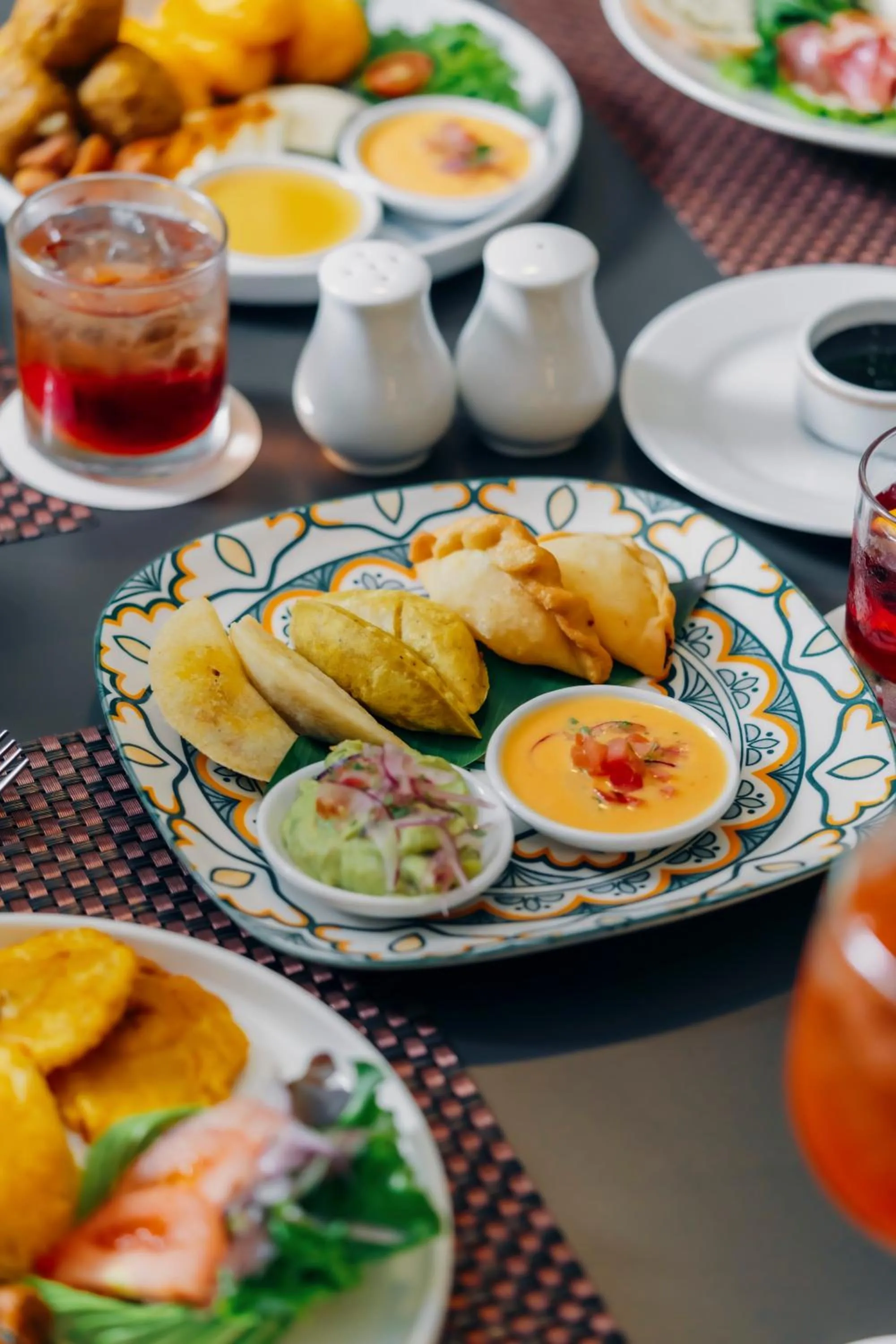 Food and drinks in Wyndham Quito Airport