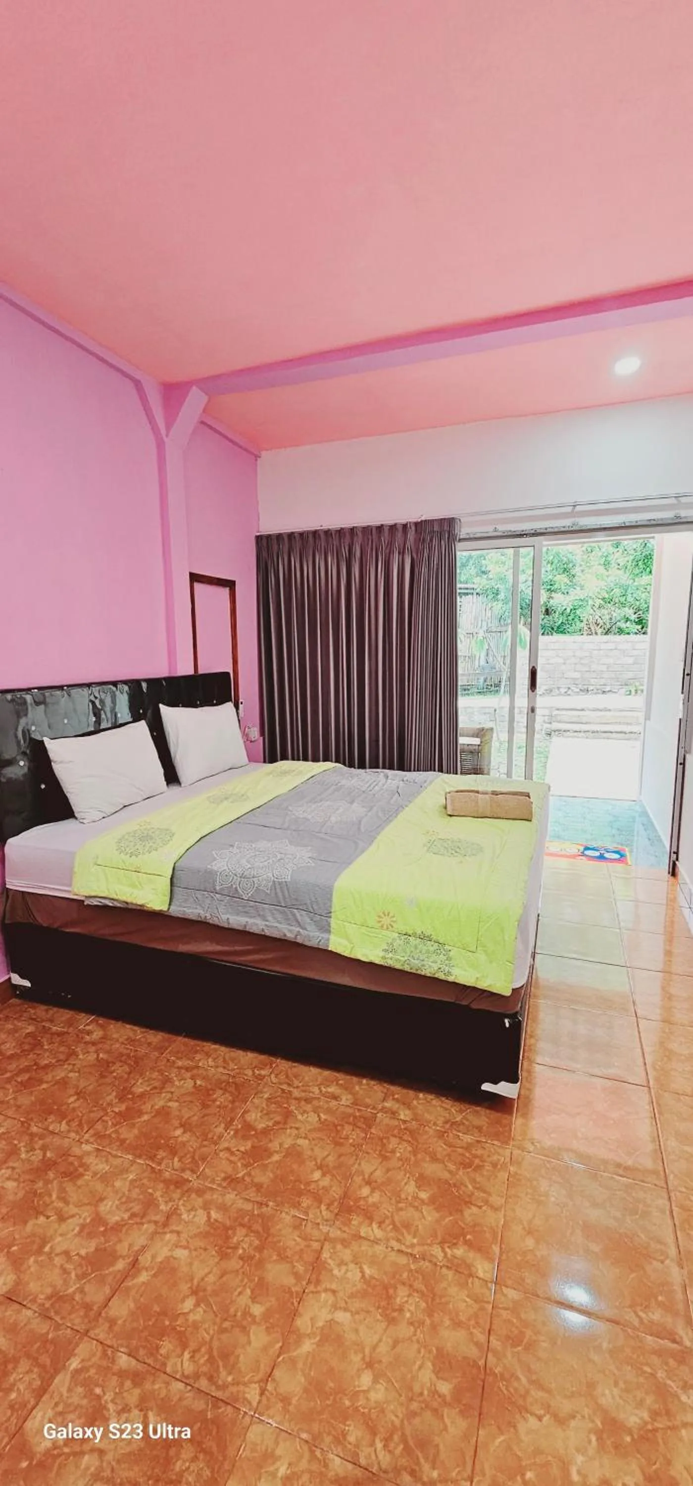 Standard Double Room in Pondok Guru Bakti Cottage