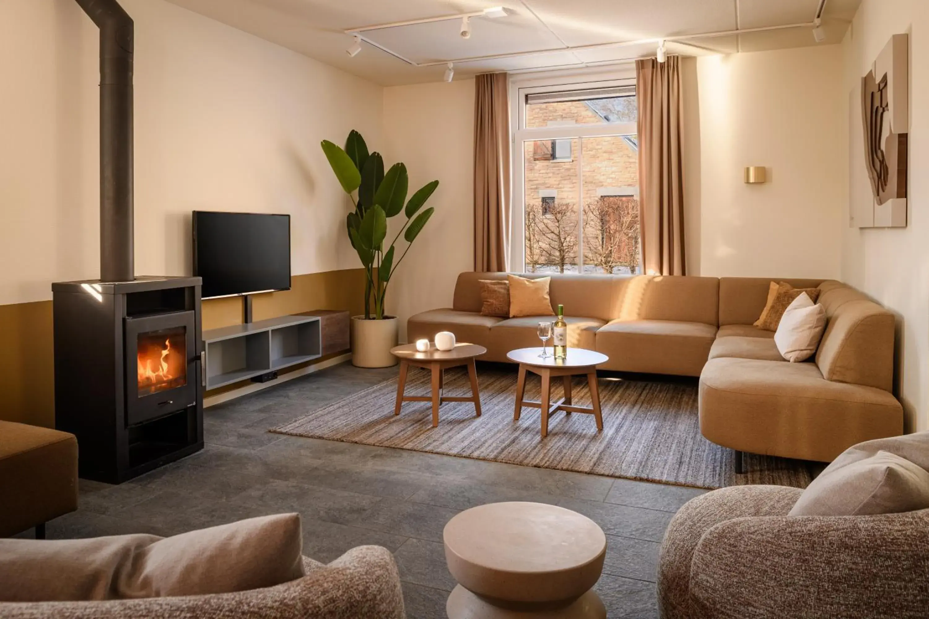 Luxury Six-Bedroom House with private sauna in Dormio Resort Maastricht Luxury Six-Bedroom House with private sauna in Dormio Resort Maastricht