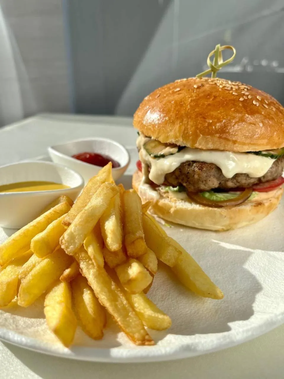 Restaurant/places to eat in Garden Hotel