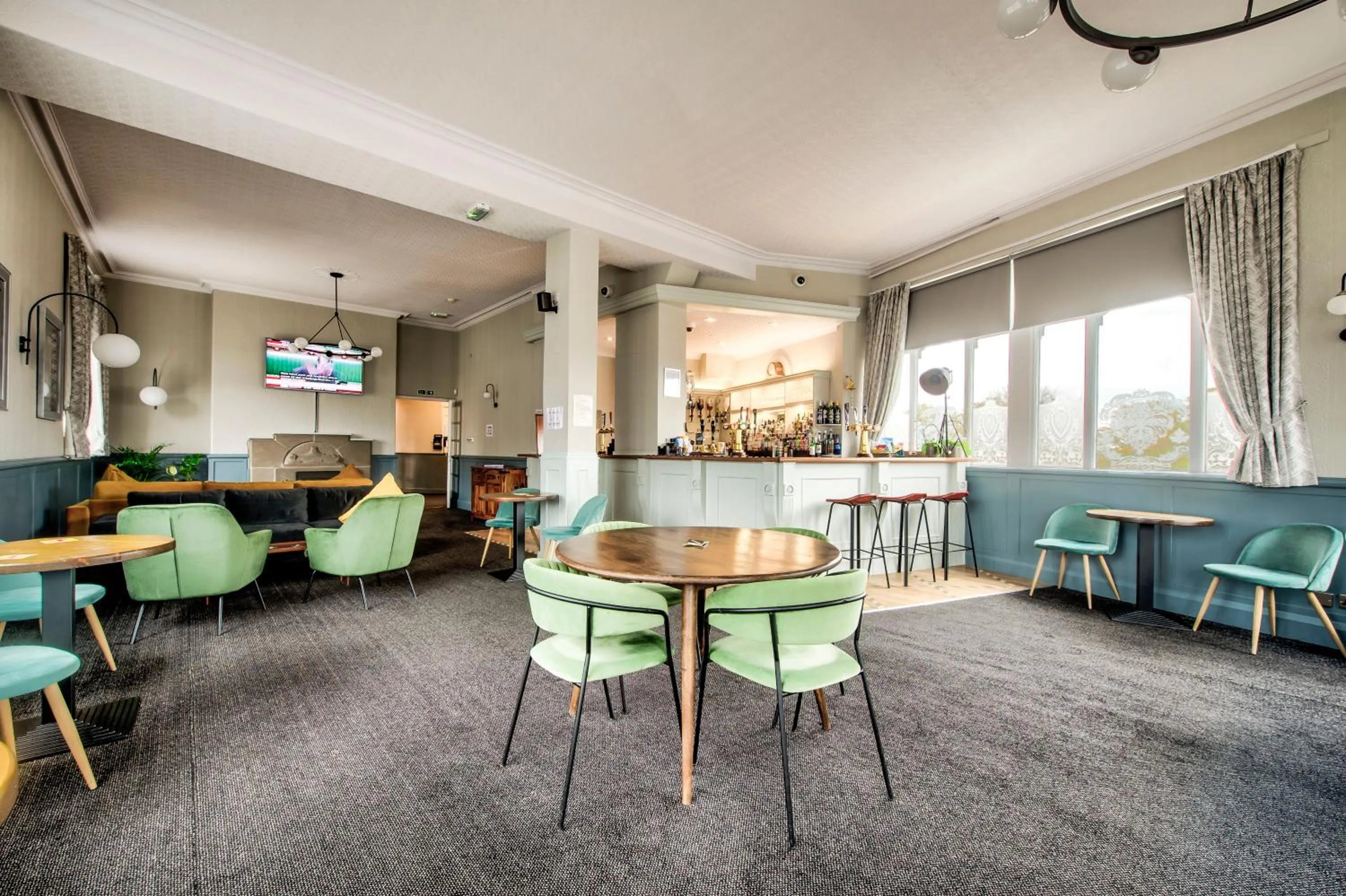 Lounge or bar in The Castle Hotel